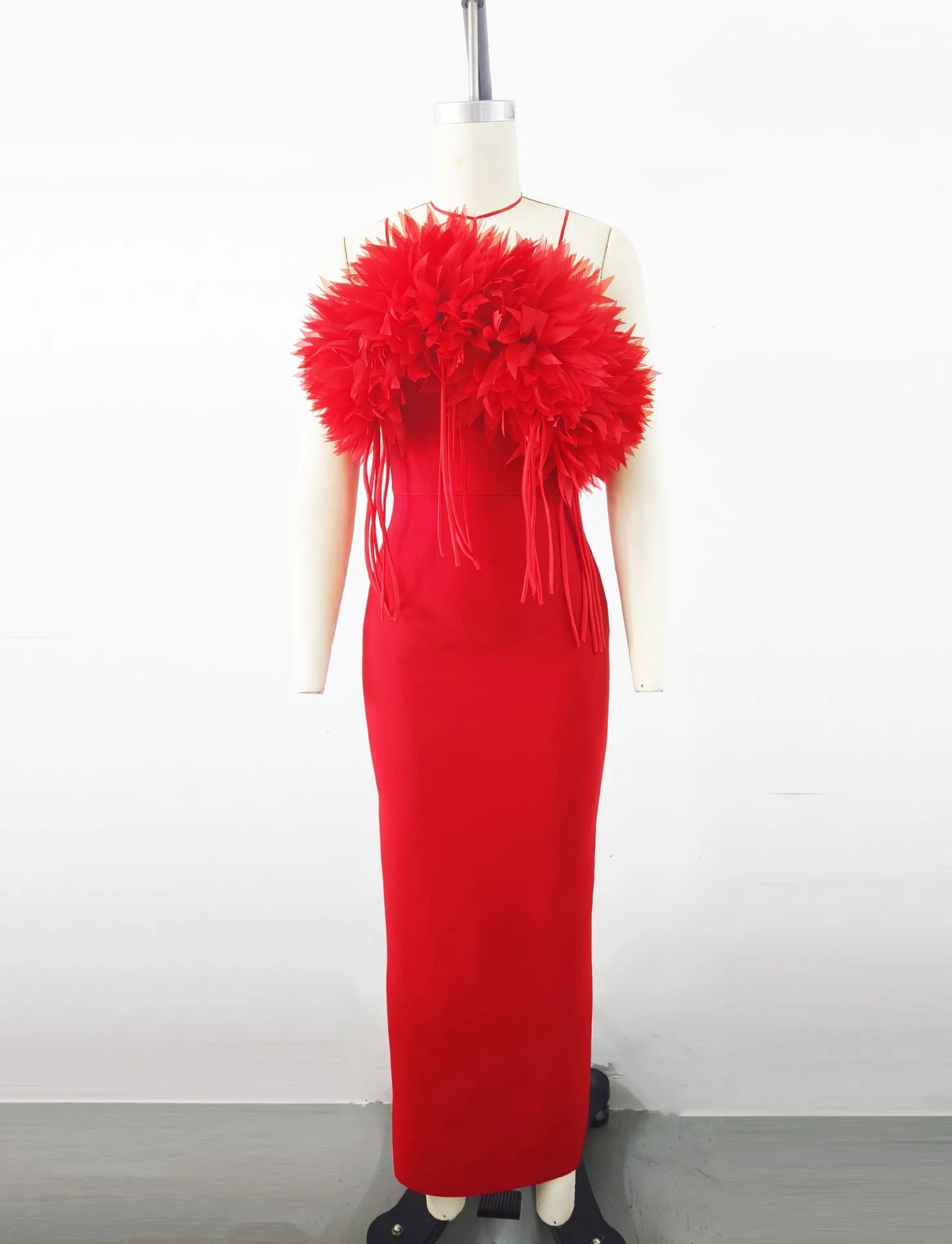 Hot Sale Women Sexy Strapless Feathers Bodycon Long Bandage Dress Fashion Celebrate Evening Party Birthday Outfit Wholesale Red