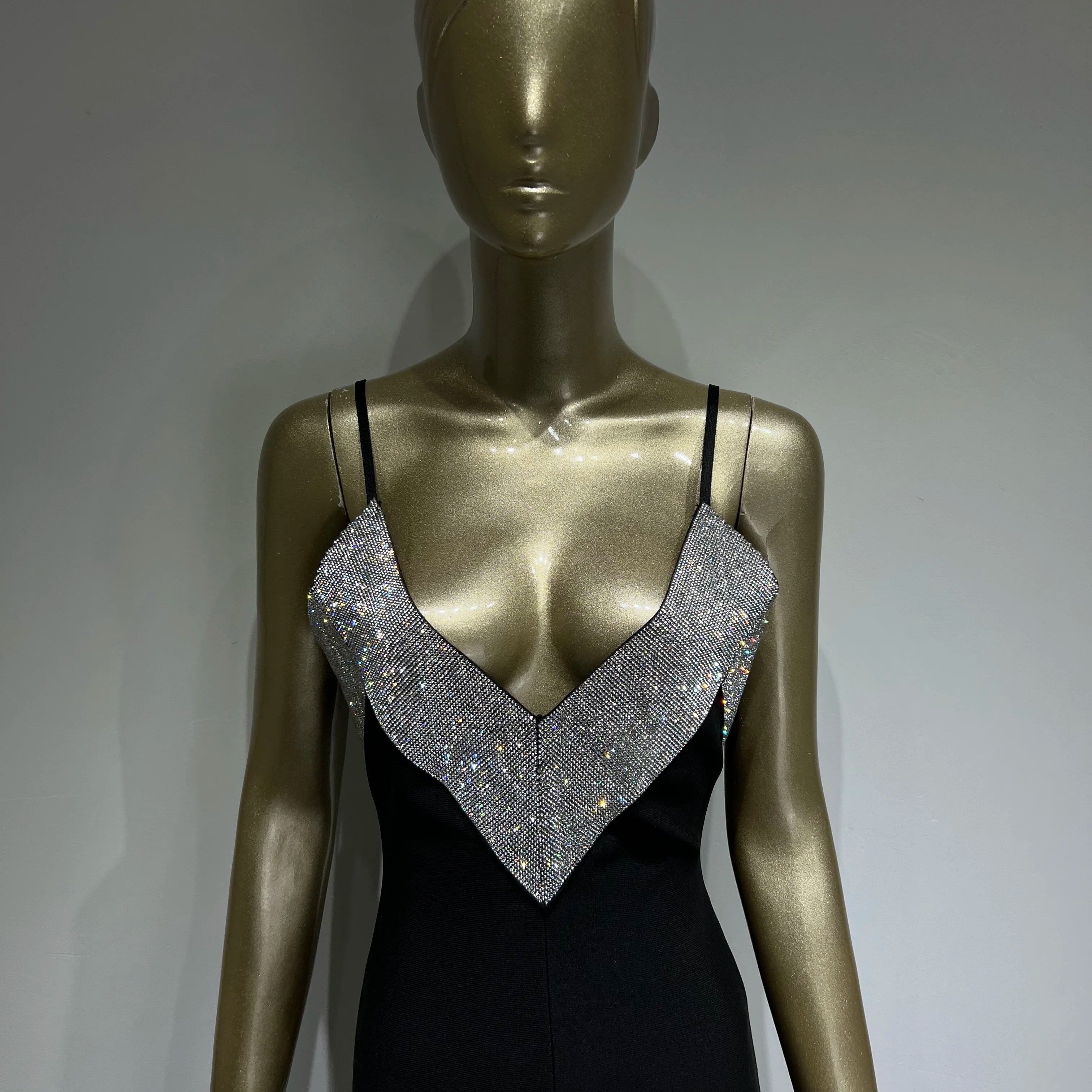 Women Summer Sexy V Neck Backless Crystal Black Diamonds Maxi Long Bandage Dress 2023 Knitted Elegant Evening Club Party Dress