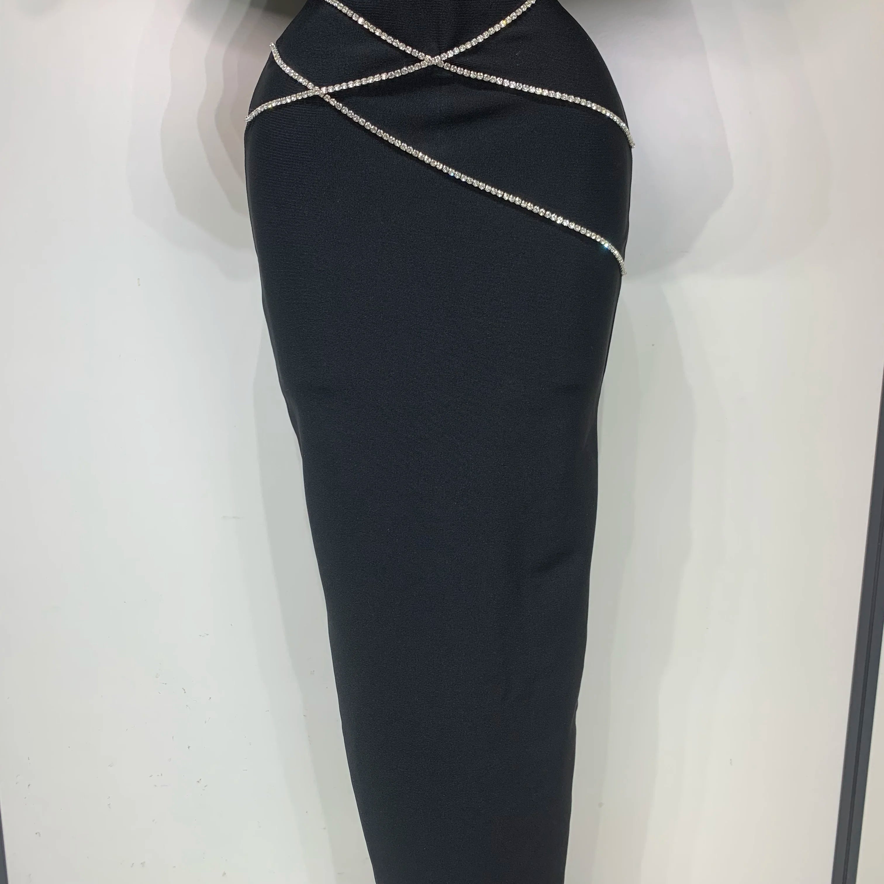 Women Sexy Backless Sparkly Diamonds Black Long Bodycon Bandage Dresses Luxury Birthday Party Celebrity Elegant Knitted Clothing