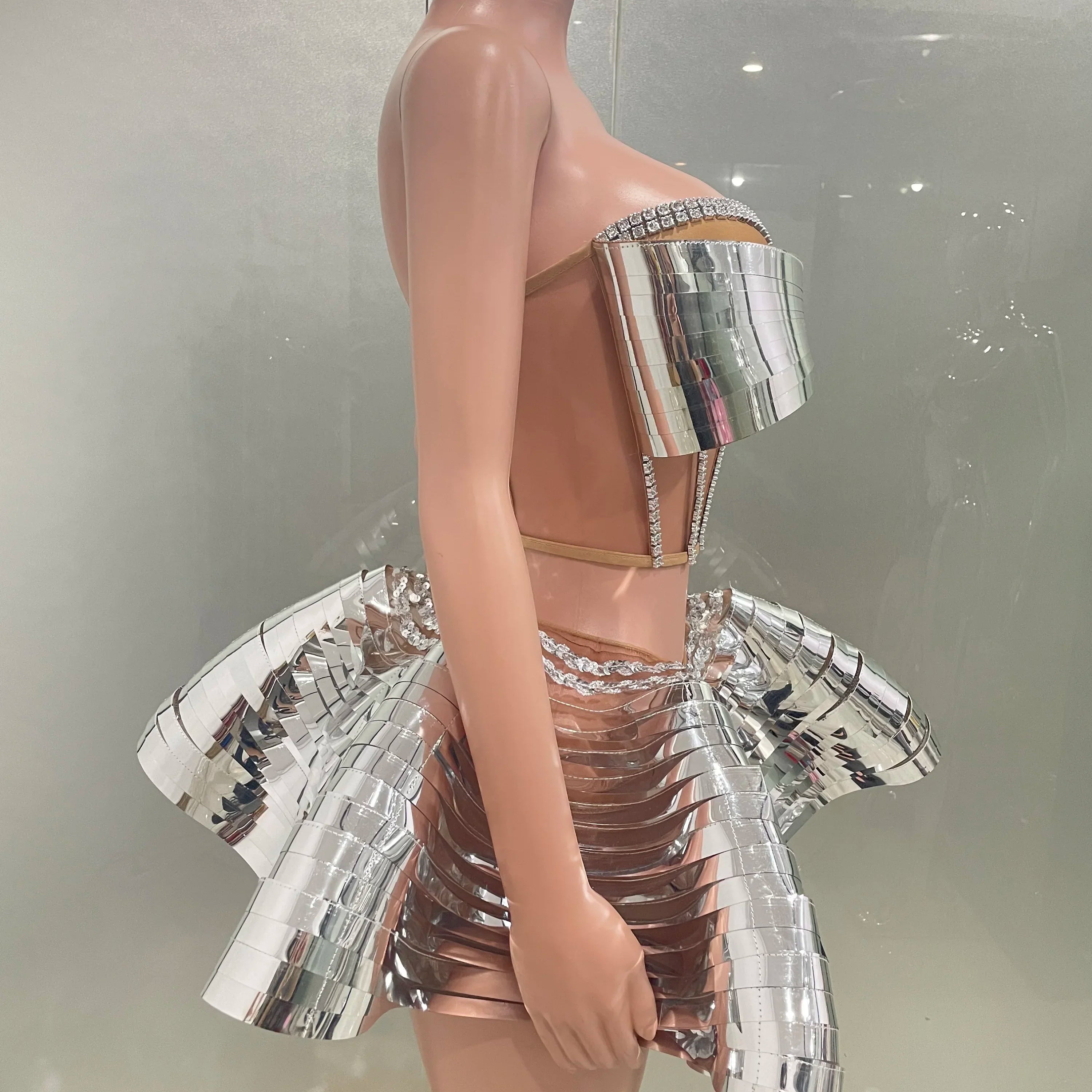 Sliver Mirror Surface Woman Set Stereoscopic Bows Strapless Tops And UFO Mini Skirt 2 Pieces Party Outfit Performance costume