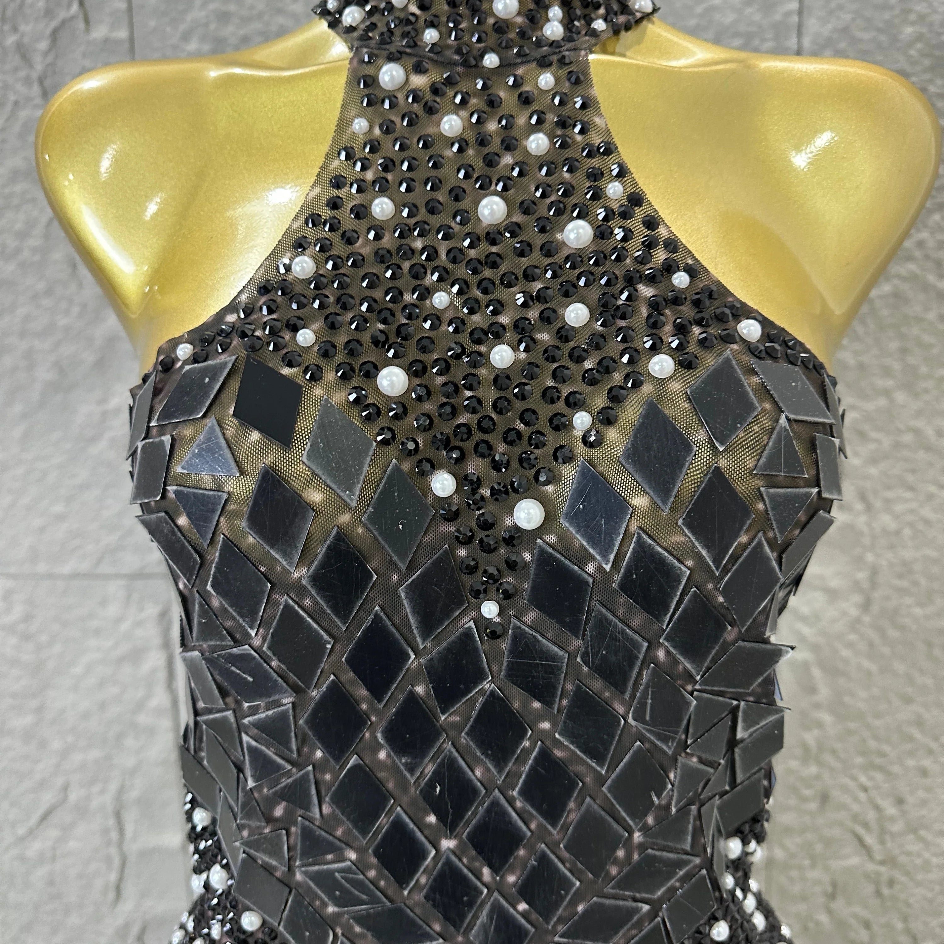 Luxury Gold Halter Neck Mini Dress Diamond Mirror Pearl Beaded Bodycon Nightclub Party Clubwear Outfit