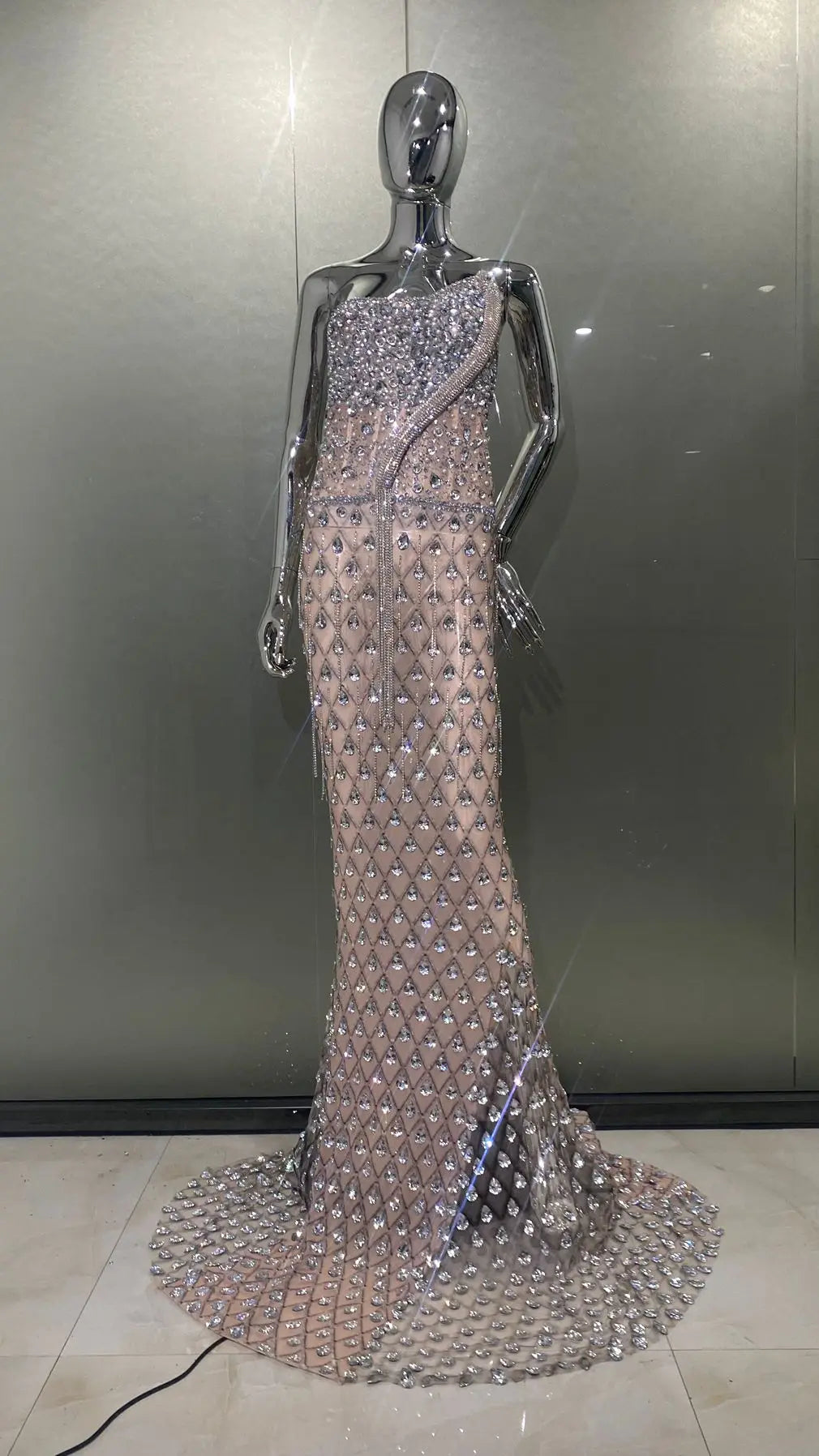 Super Shining Crystal Mesh See Through Floor Lenght Dress Woman Birthday Party Dress Stage Performances Costume