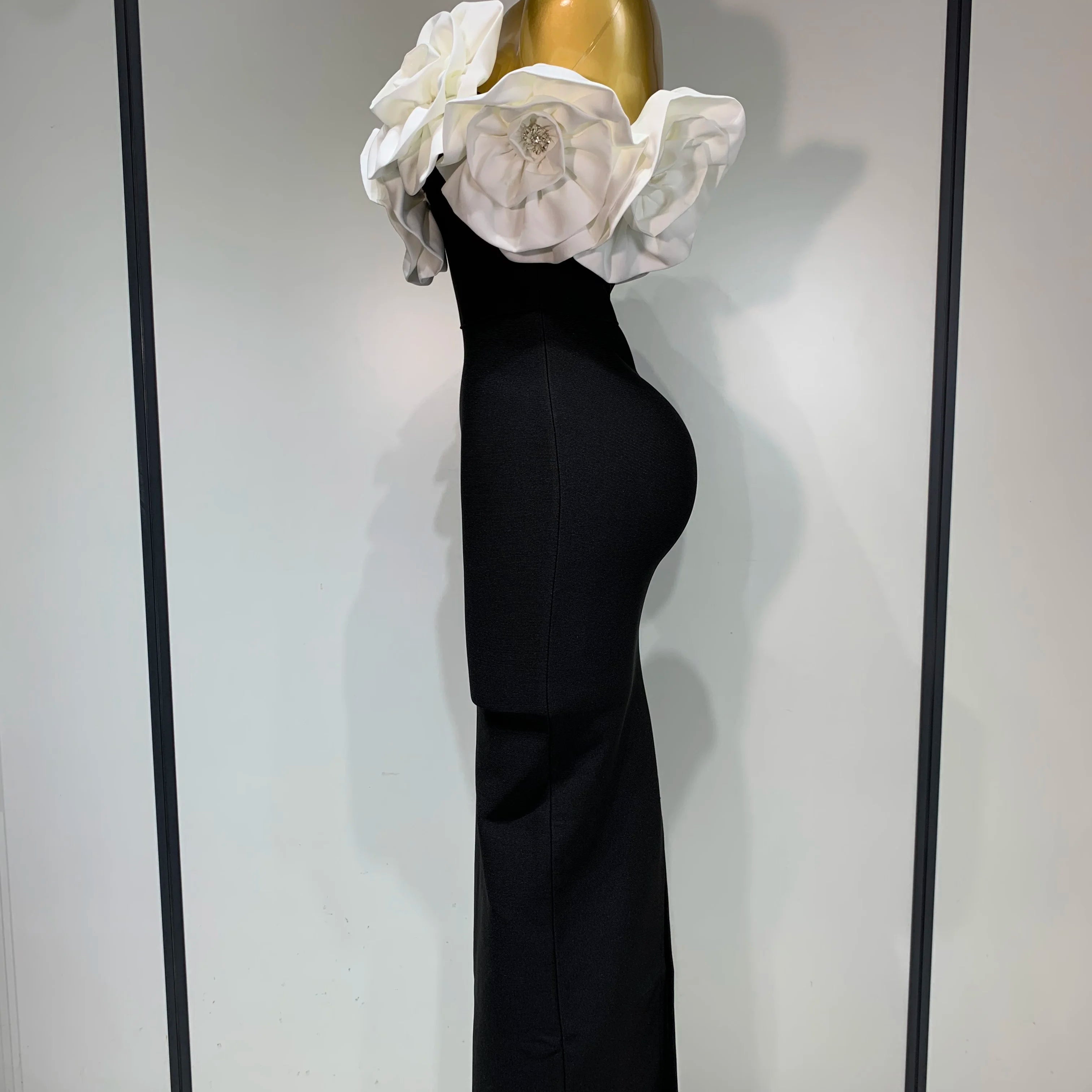 Women Sexy Off Shoulder Flower Diamonds Long Bodycon Bandage Dress 2025 Celebrity Elegant Evening Luxury Birthday Party Dresses