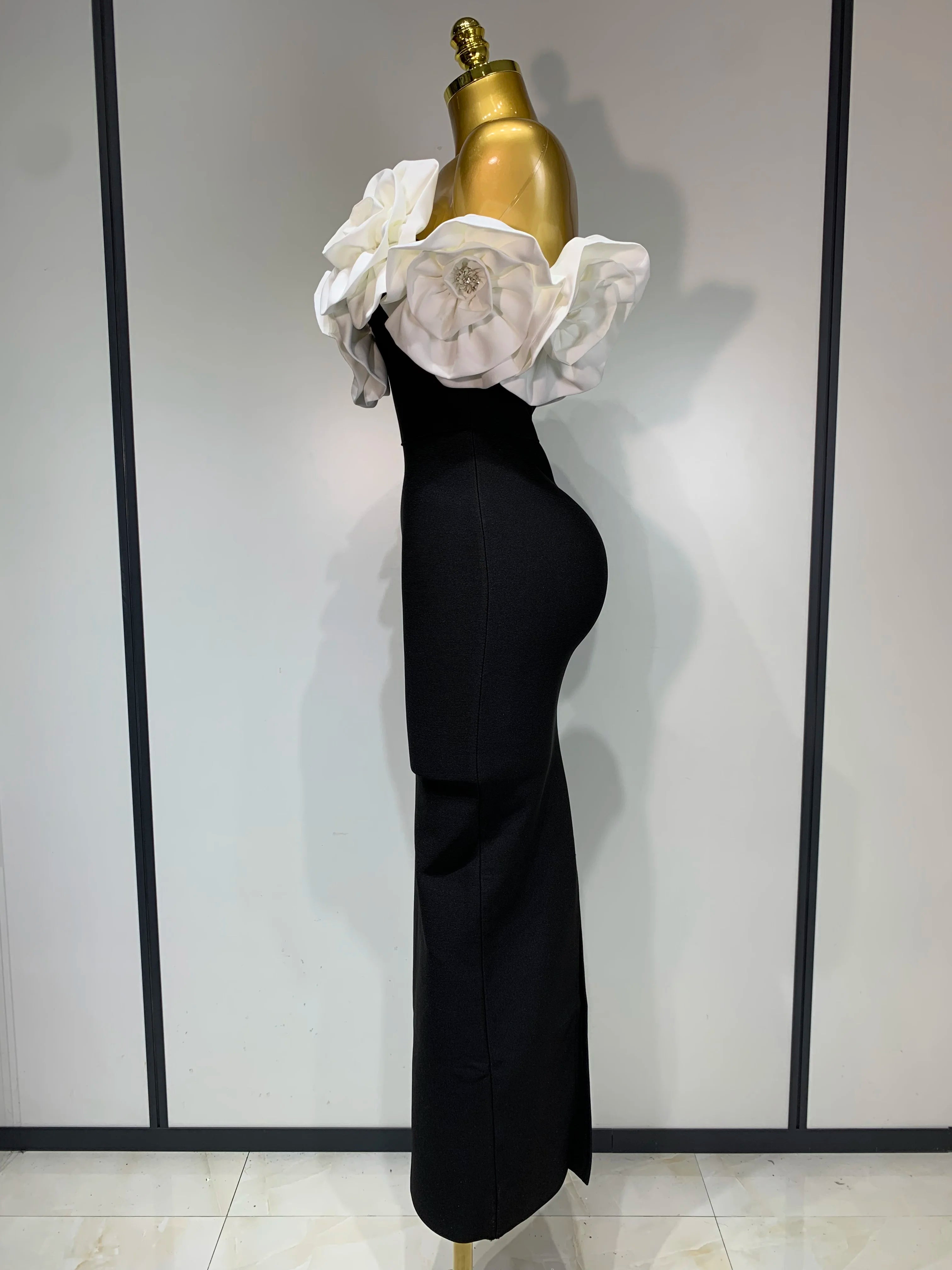 Women Sexy Off Shoulder Flower Diamonds Long Bodycon Bandage Dress 2025 Celebrity Elegant Evening Luxury Birthday Party Dresses