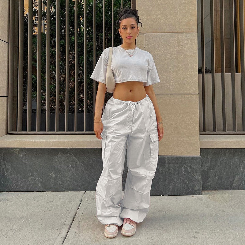 Oversized sweatpants outfits hot sale