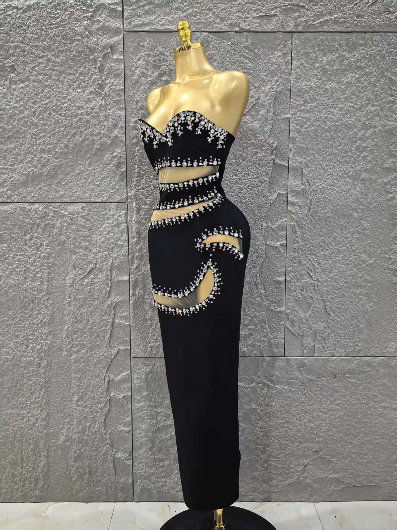 Black Color Women Sexy Strapless Shinning Crystal Mesh Holes Bodycon Bandage Long Dress Celebrate Evening Party Outfit