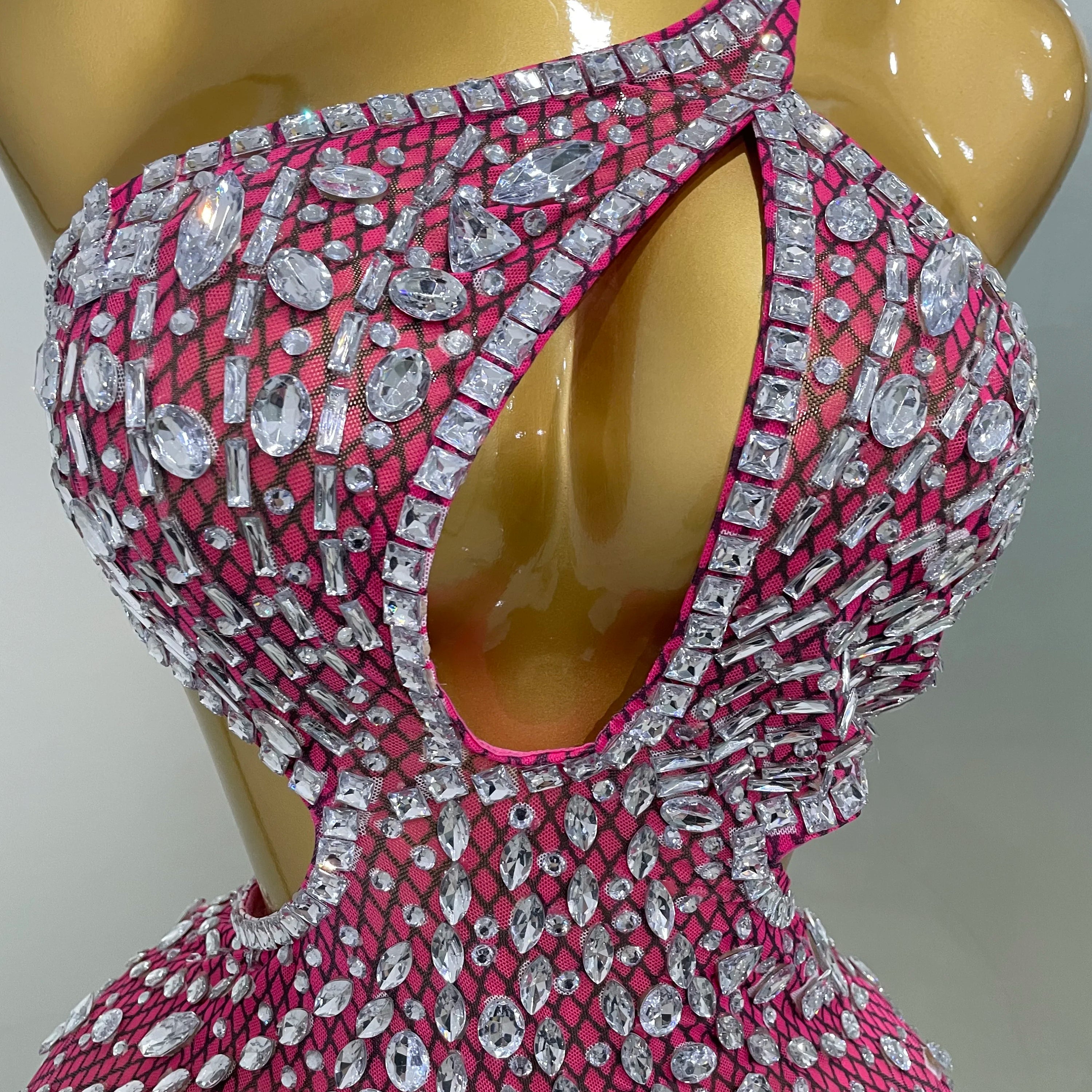 2025 Luxury Sexy Backless Hollow Out Sparkle Diamond Evening Prom Women Birthday Celebrate Stage Nightclub Outfit