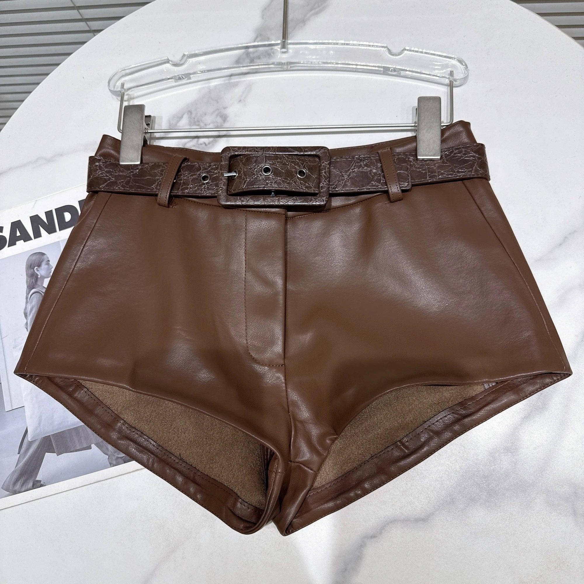 Winter New Style Trendy Pattern Belt PU Leather Curved Edge Short Pants For Women Solid Color Shorts Female 11A07470