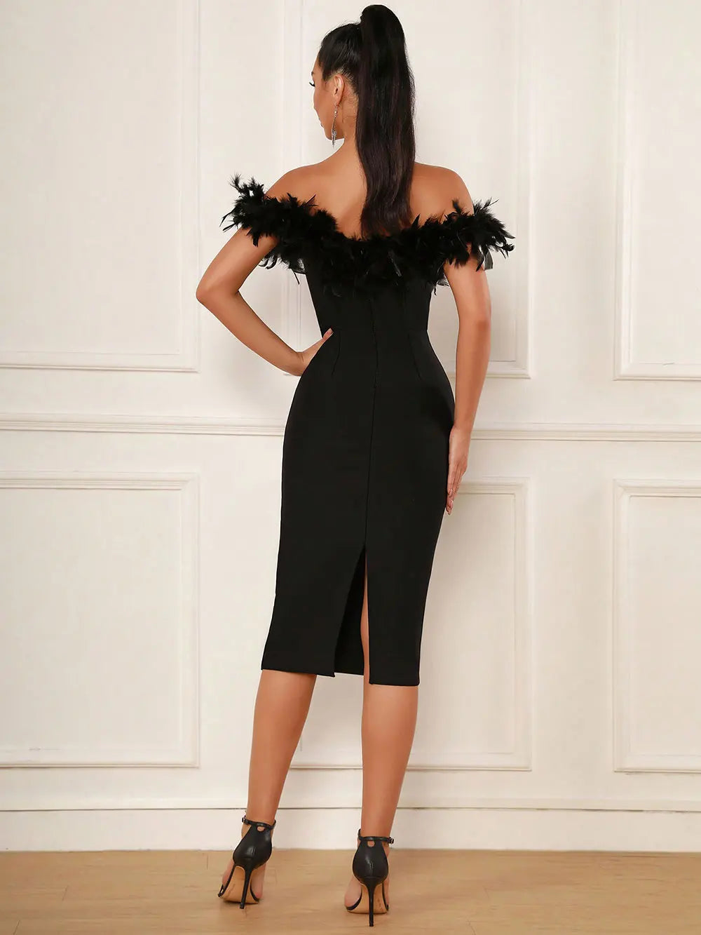 2025 Spring Sexy Women's Light Luxury Feather Design Bandage Dress One Collar Shoulder Bodycon Bareback Dresses Party Vestidos