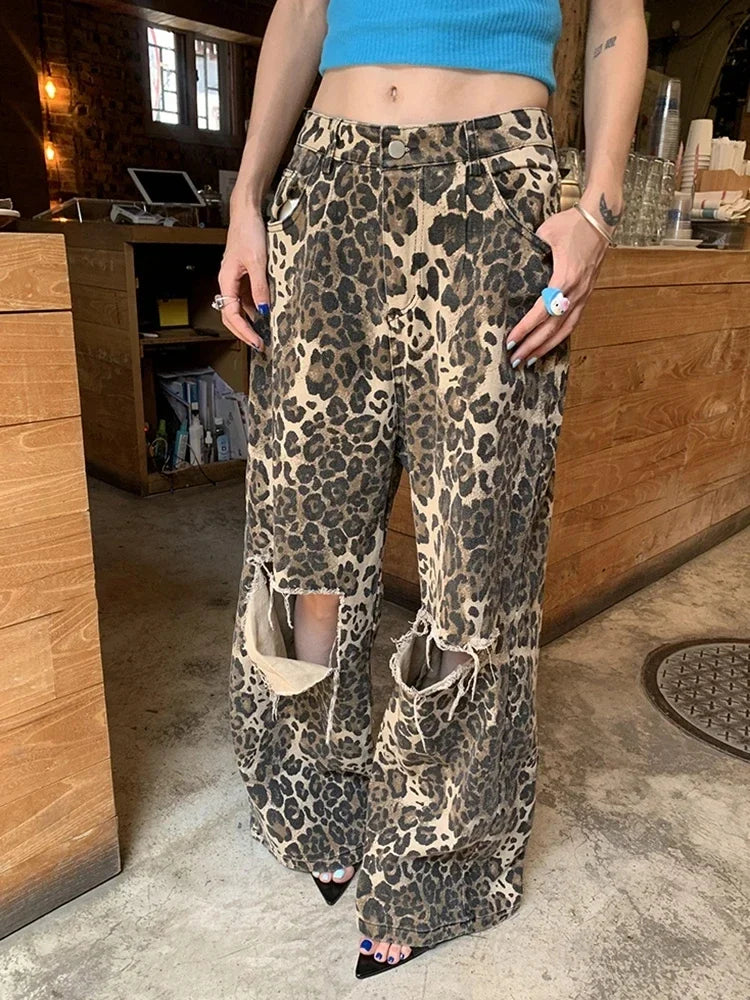 Ripped Hole Baggy Jeans for Women Wide Leg Denim Pants Leopard Print Fashion Streetwear Pants Oversized Straight Pants