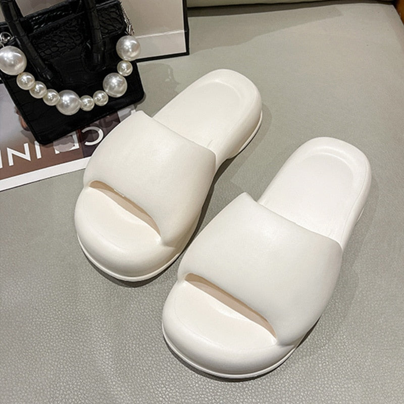 Summer Women Slippers 2024 New Fashion Thick Slides Thick Sole Open Toe Outdoor Beach Walking Eva Casual Summer Platform Sandals Off white