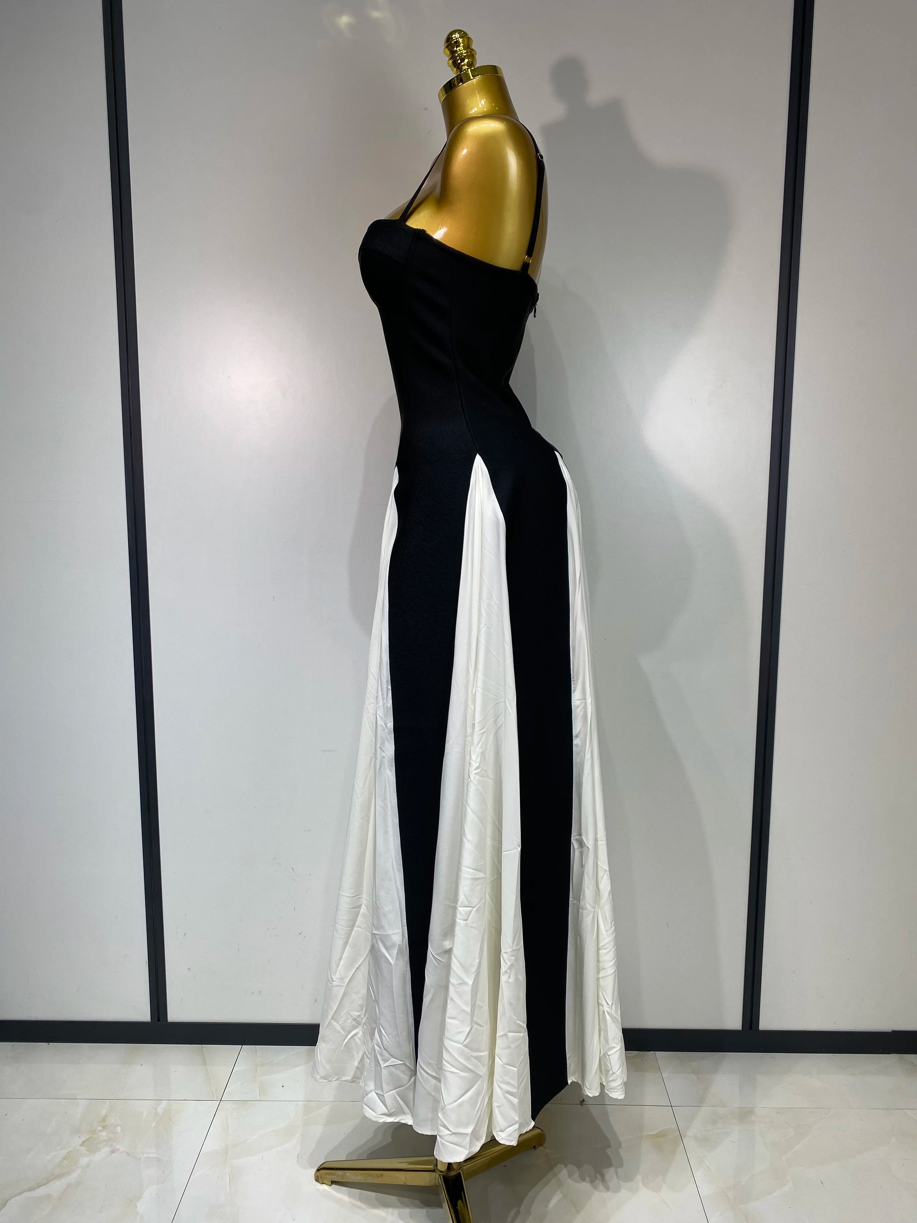 2025 New Women Contrast Color Camisole Long Dress Elegant Sleeveless Backless High Waist Bandage Dress High Street Banquet Gown