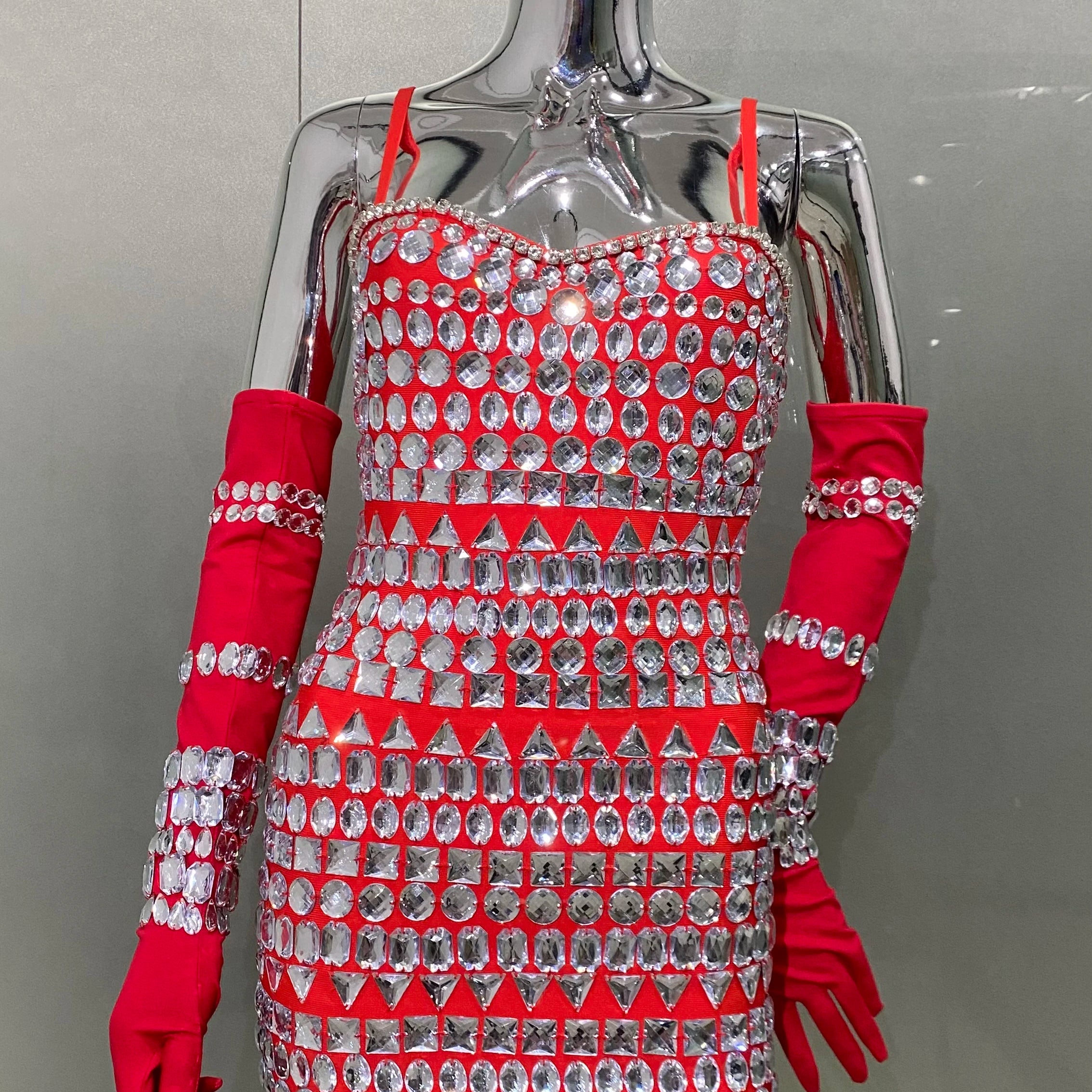 2024 New Fashion Women Sleeveless Sexy Strap Big Crystal Bodycon Mini Dress With Gloves Bandage Fashion Birthday Party Dress Red
