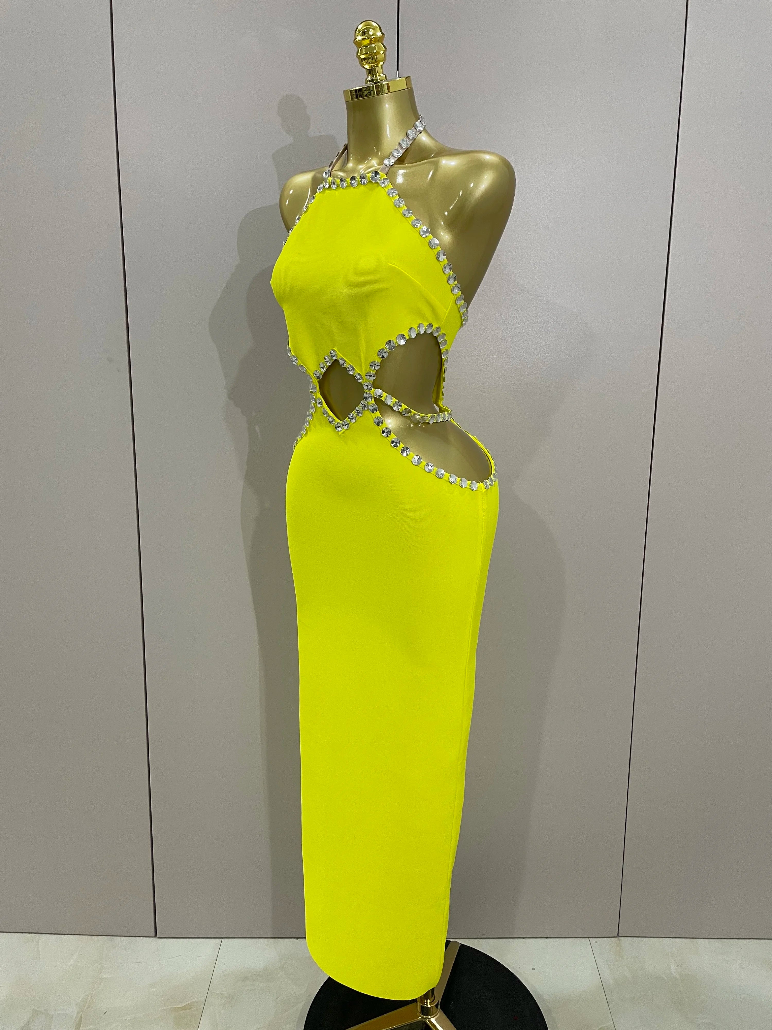 Luxury Sexy Backless Halter Beading Maxi Long Lemon Yellow Bandage Dress 2025 Women Elegant Evening Club Birthday Party Dress