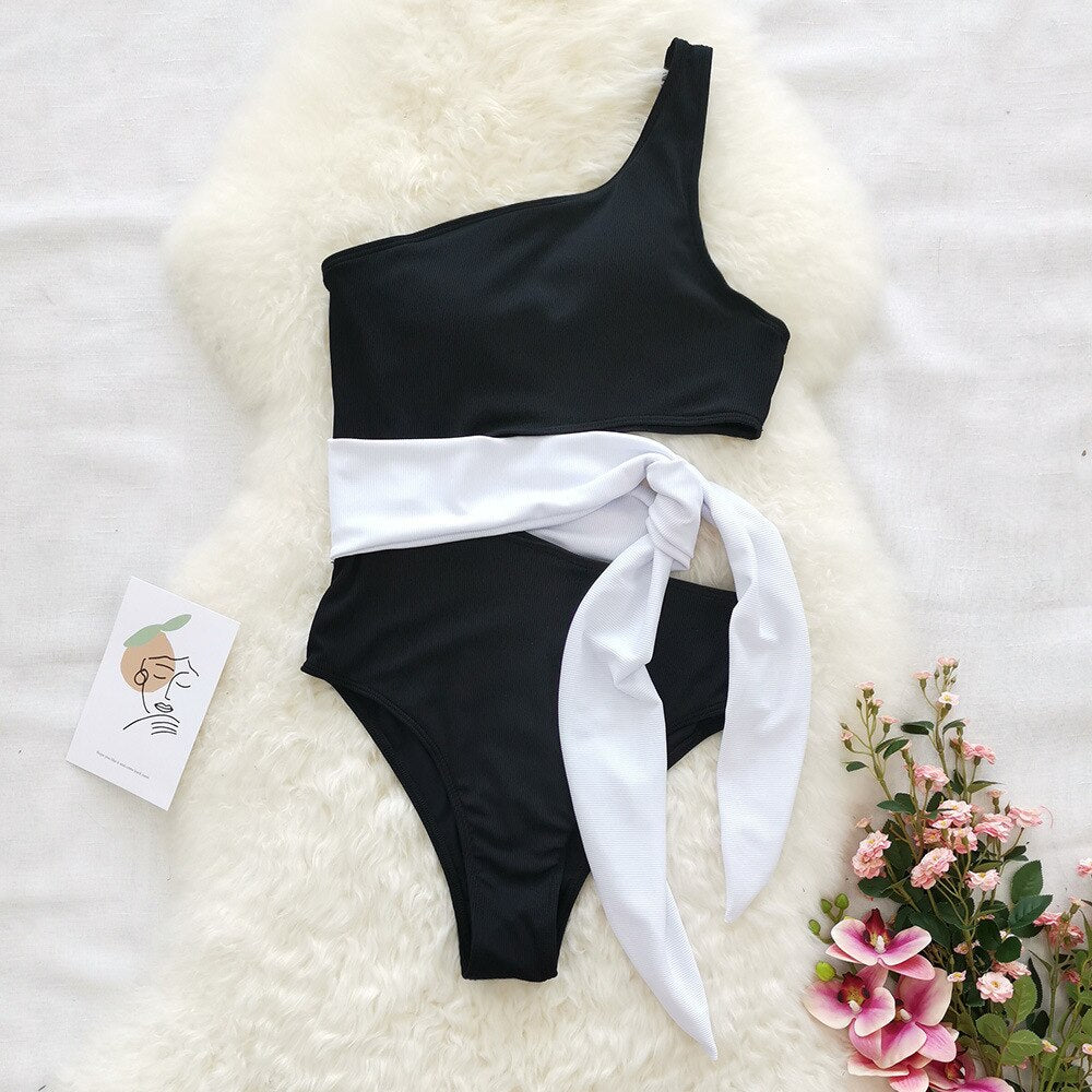 Plain One-Shoulder Midriff Outfit Strap Bikini Set Black