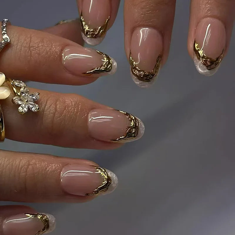 24Pcs Short Round Head Nails Set Press on Golden Edge French Design Fake Nails Tips Wearable Almond Full Cover False Nail Patch 1892