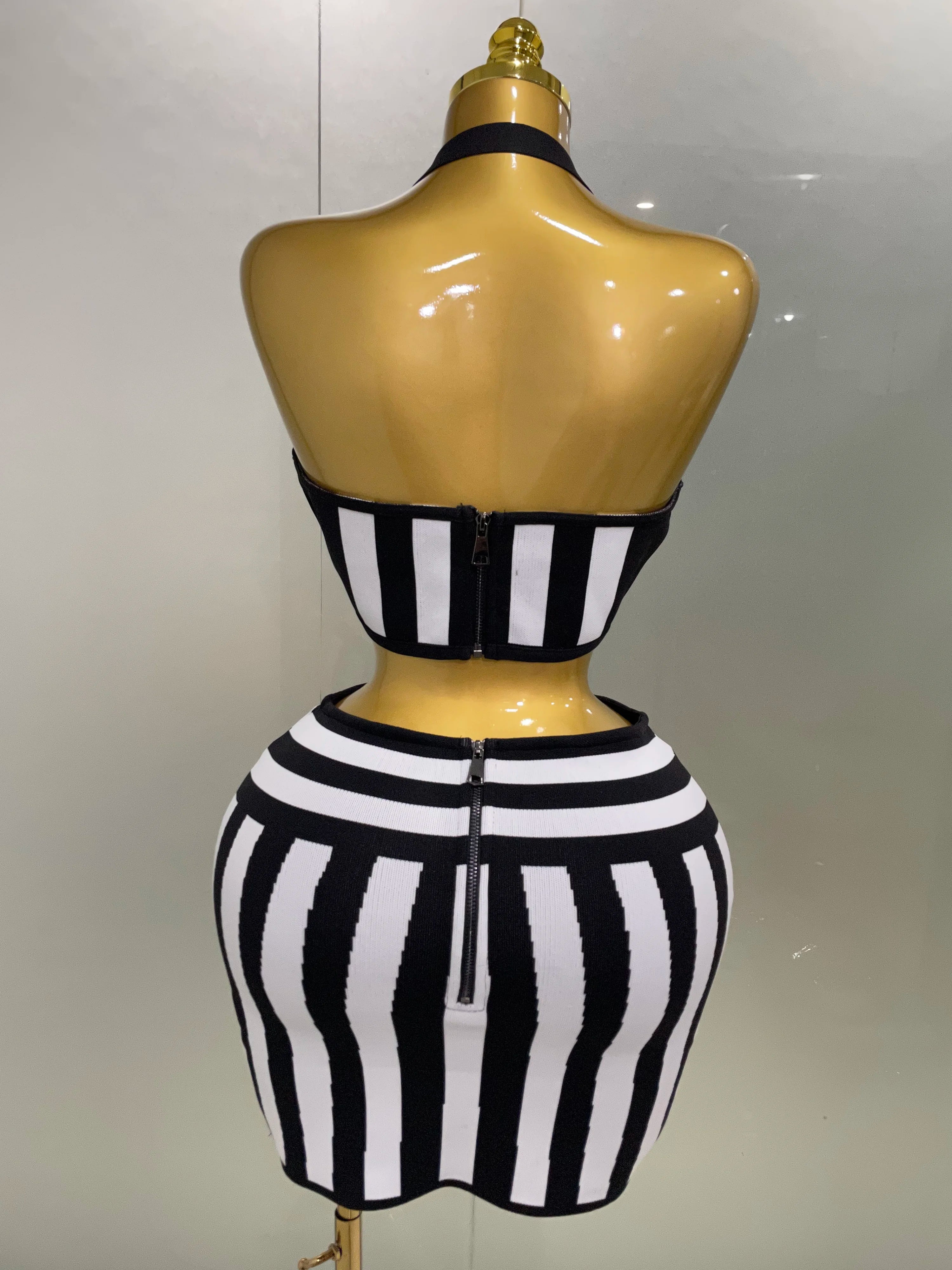 2025 New Women Celebrity Sexy Jacquard Black White Two Piece Bodycon Striped Bandage Skirt Set Designer Evening Party Dress