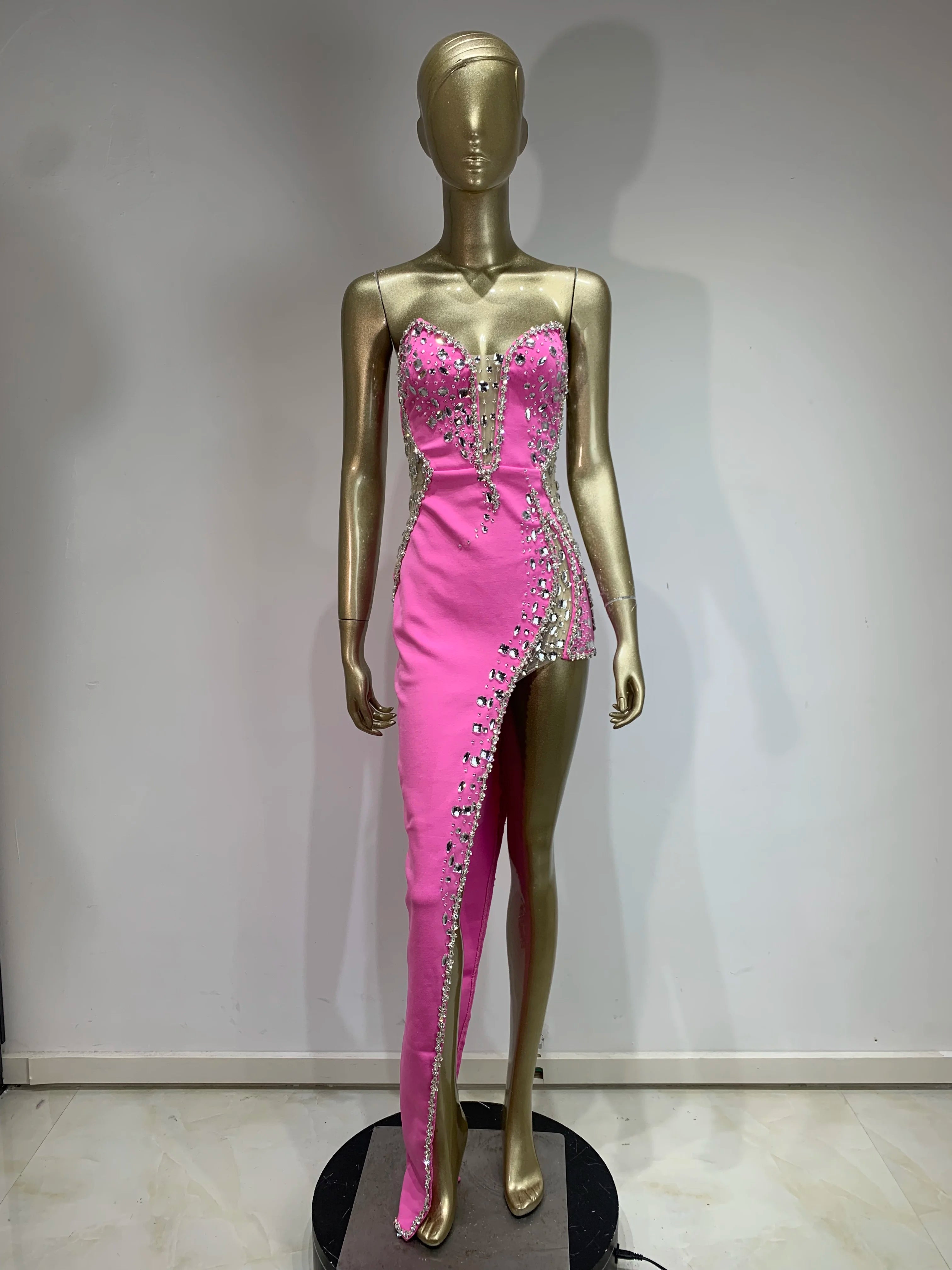 White Pink Blue Color Women Sexy Strapless Shinning Crystal Bodycon Bandage Maxi Dress Celebrate Evening Party Outfit Vestido Pink