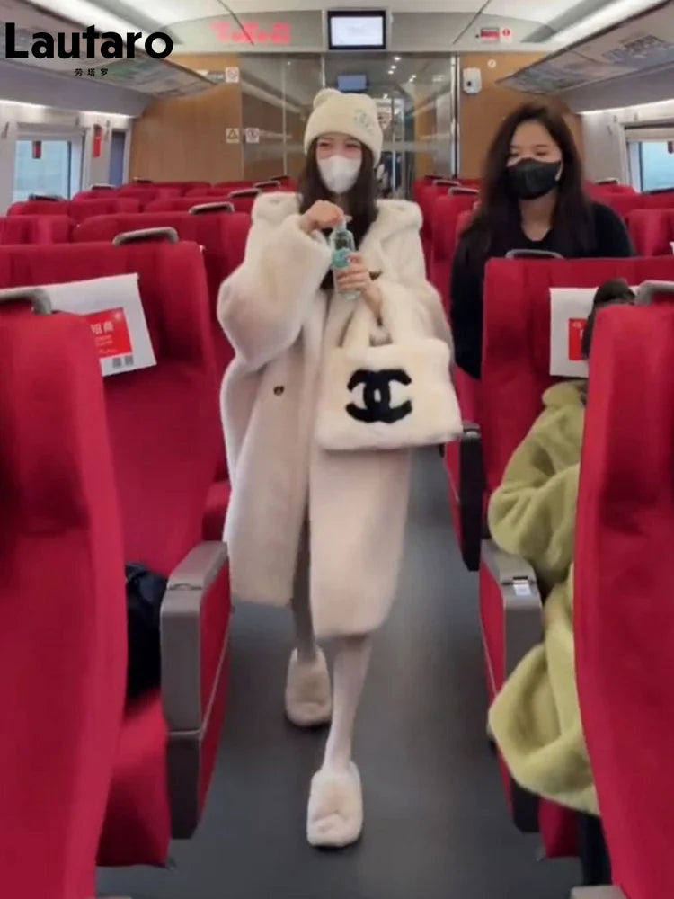 Winter Long Oversized White Thick Warm Teddy Bear Coat Women with Hood Loose Casual Korean Fashion 2023