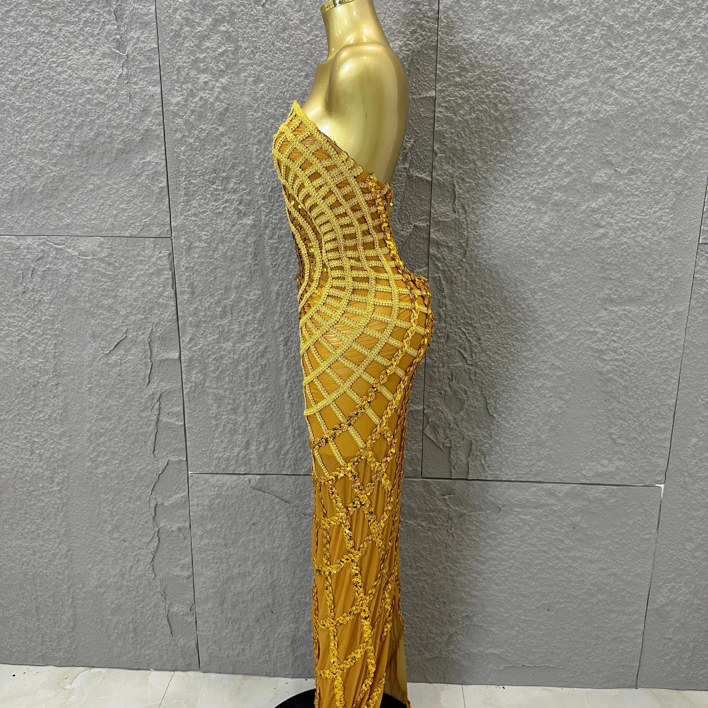 Elegant Sequined Sheer Mesh Maxi Dress Women Sexy Strapless 3D Grid Embellished Bodycon Mermaid Outfit Stage Performance Costume