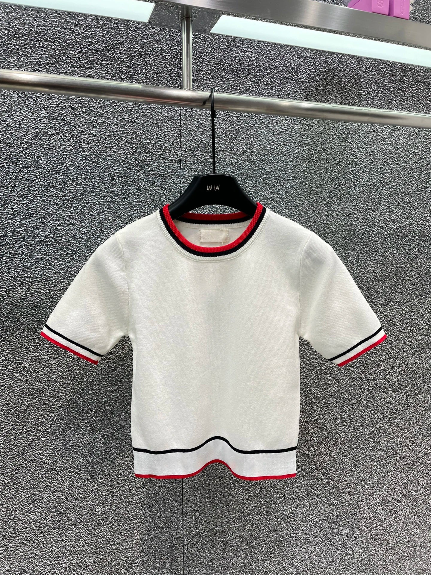 24 Spring/Summer New Women's Knitwear British style round neck short sleeved contrasting striped embroidered letter short T-shir One Size