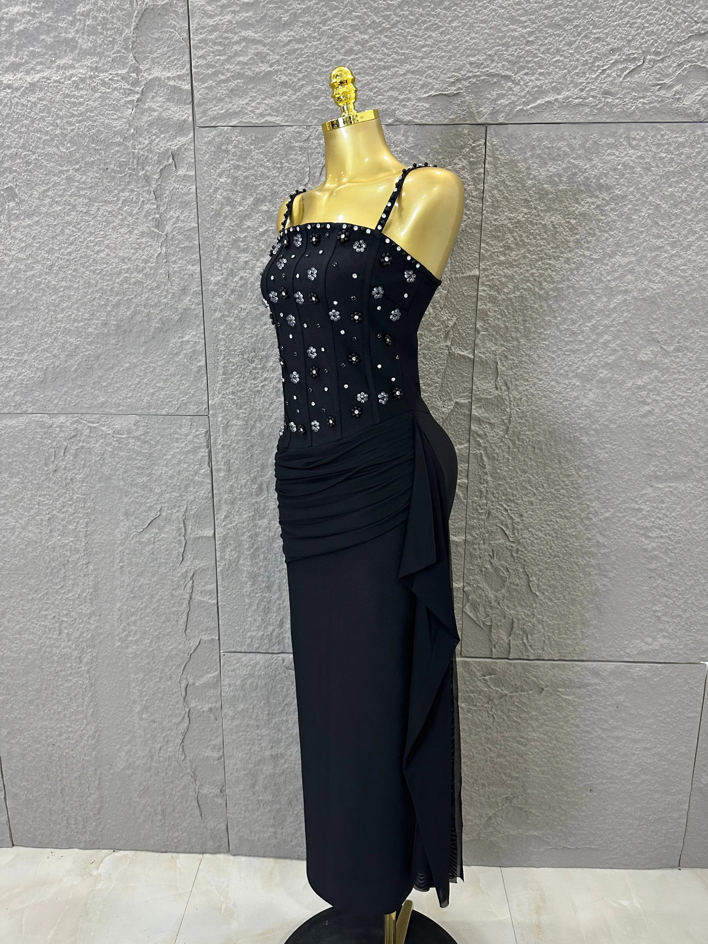 Luxury Black Beaded Corset Maxi Dress Spaghetti Strap Ruched Draped Skirt Formal Gala Evening Cocktail Photoshoot Party Dress