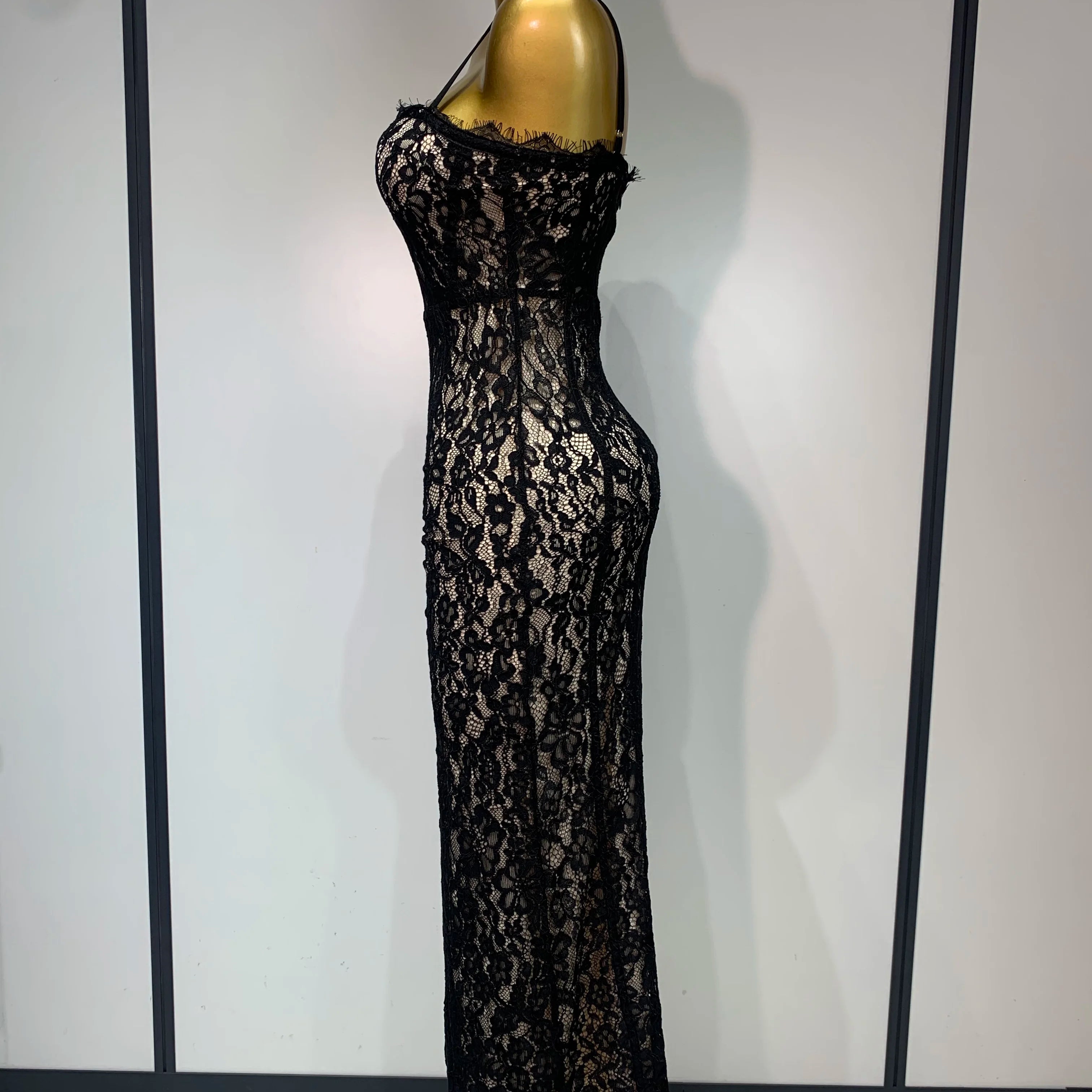 Women Sleeveless Sexy Black Lace Bodycon Long Dress Nightclub Party Celebrate Birthday Evening Party Wedding Guest Prom Gowns