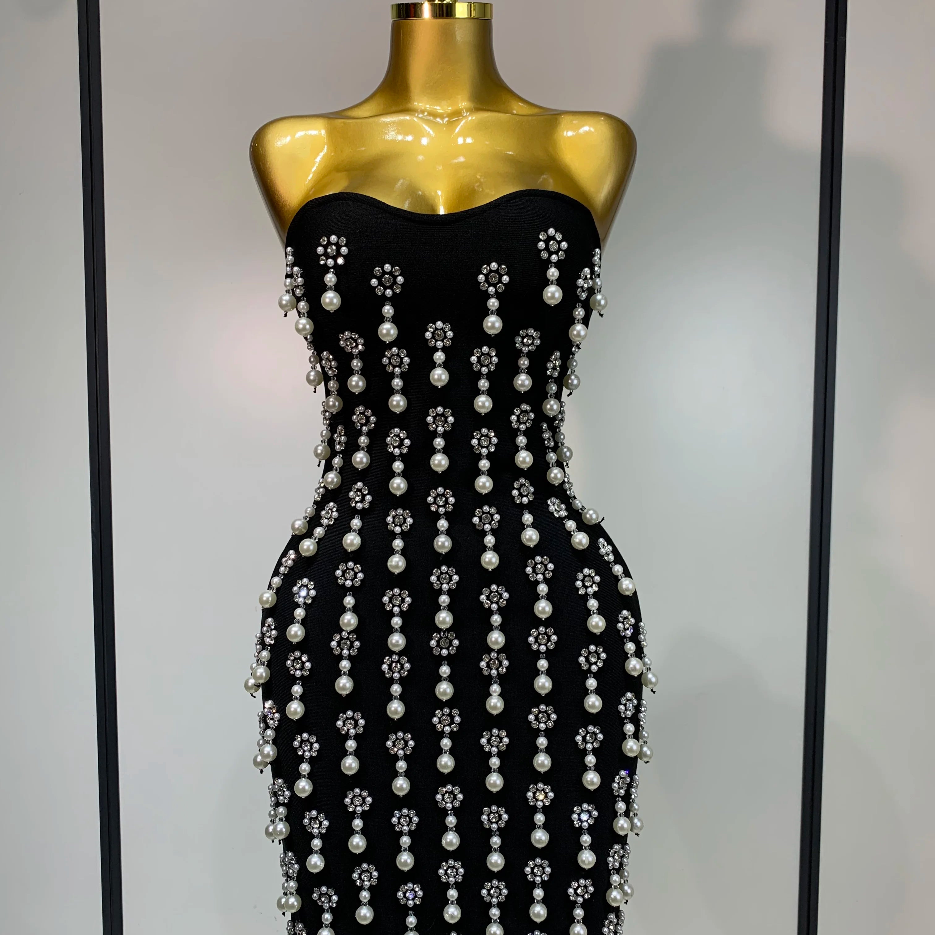 High Qualit Pearl Rhinestones Bodycon Strapless Mini Dress Women Sexy Backless Fashion Evening Party Club Luxury Birthday Dress black