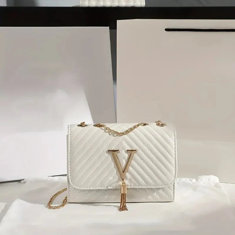 Fashion Chain Crossbody Bag, Women's Quilted Shoulder Bag, Luxury Tassel Decor Square Purse White 18.5cmX7.5cmX13.5m