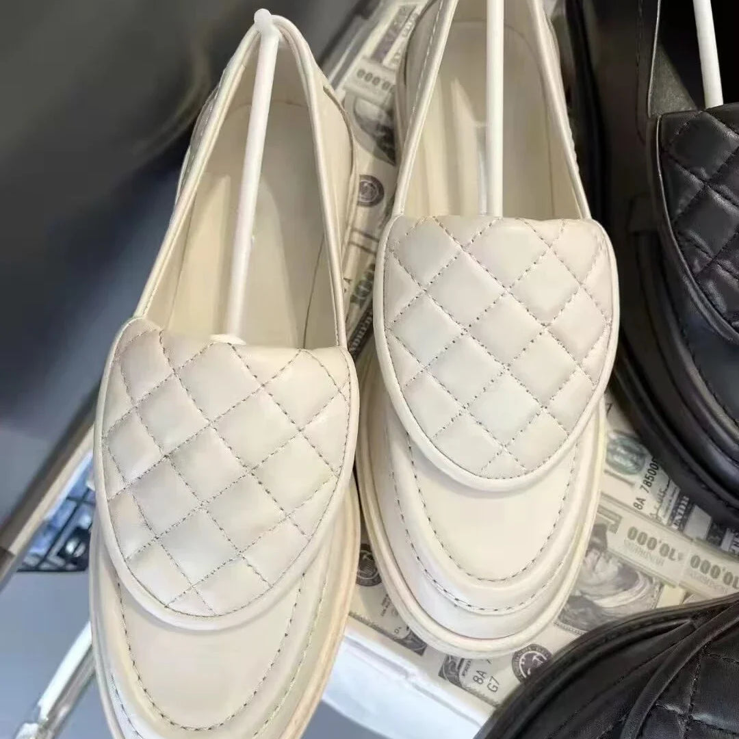 Women's round Head Thick Bottom Loafers Autumn New Black Embroidery Thread Metal Buckle Slip-on Casual Leather Shoes WHITE