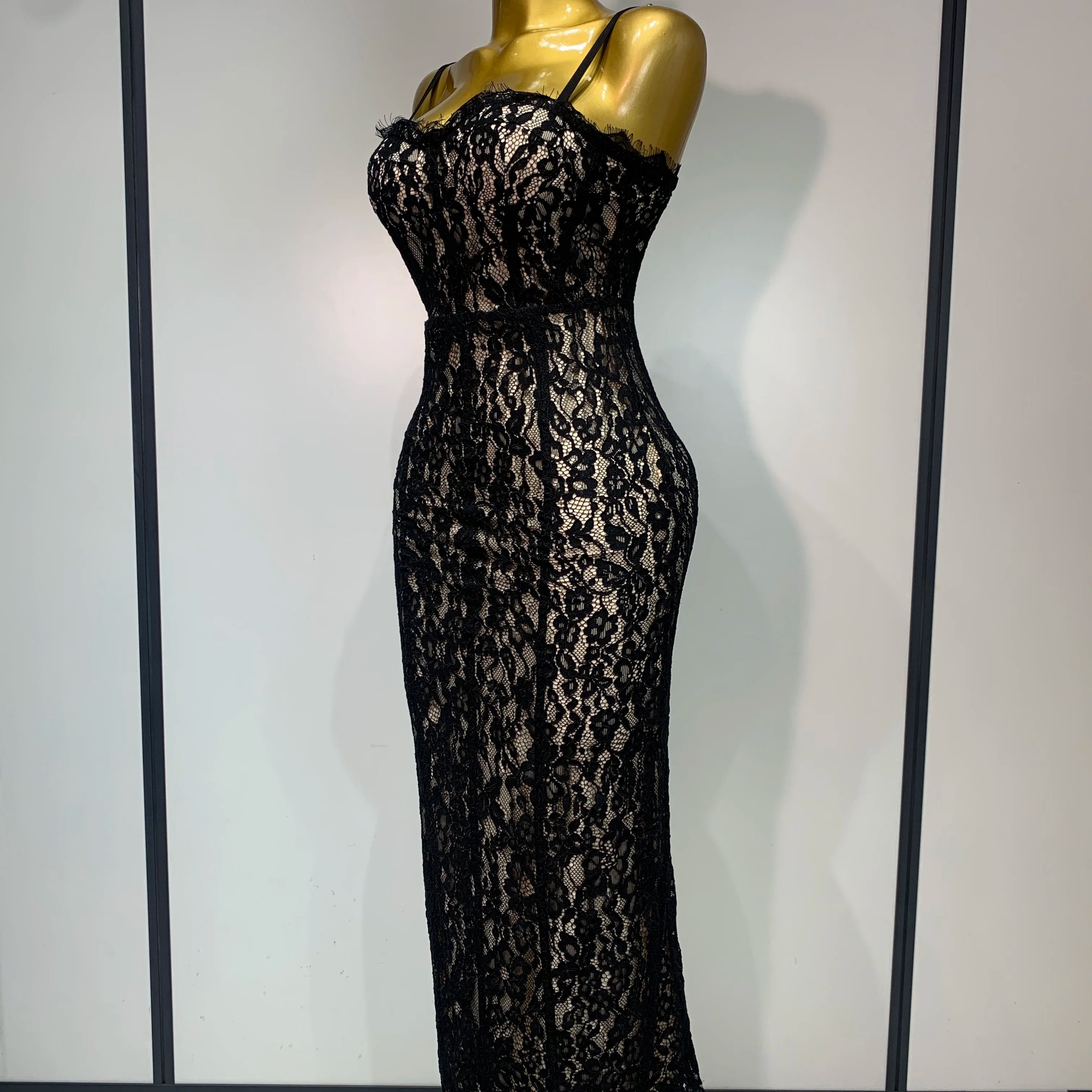 Women Sleeveless Sexy Black Lace Bodycon Long Dress Nightclub Party Celebrate Birthday Evening Party Wedding Guest Prom Gowns