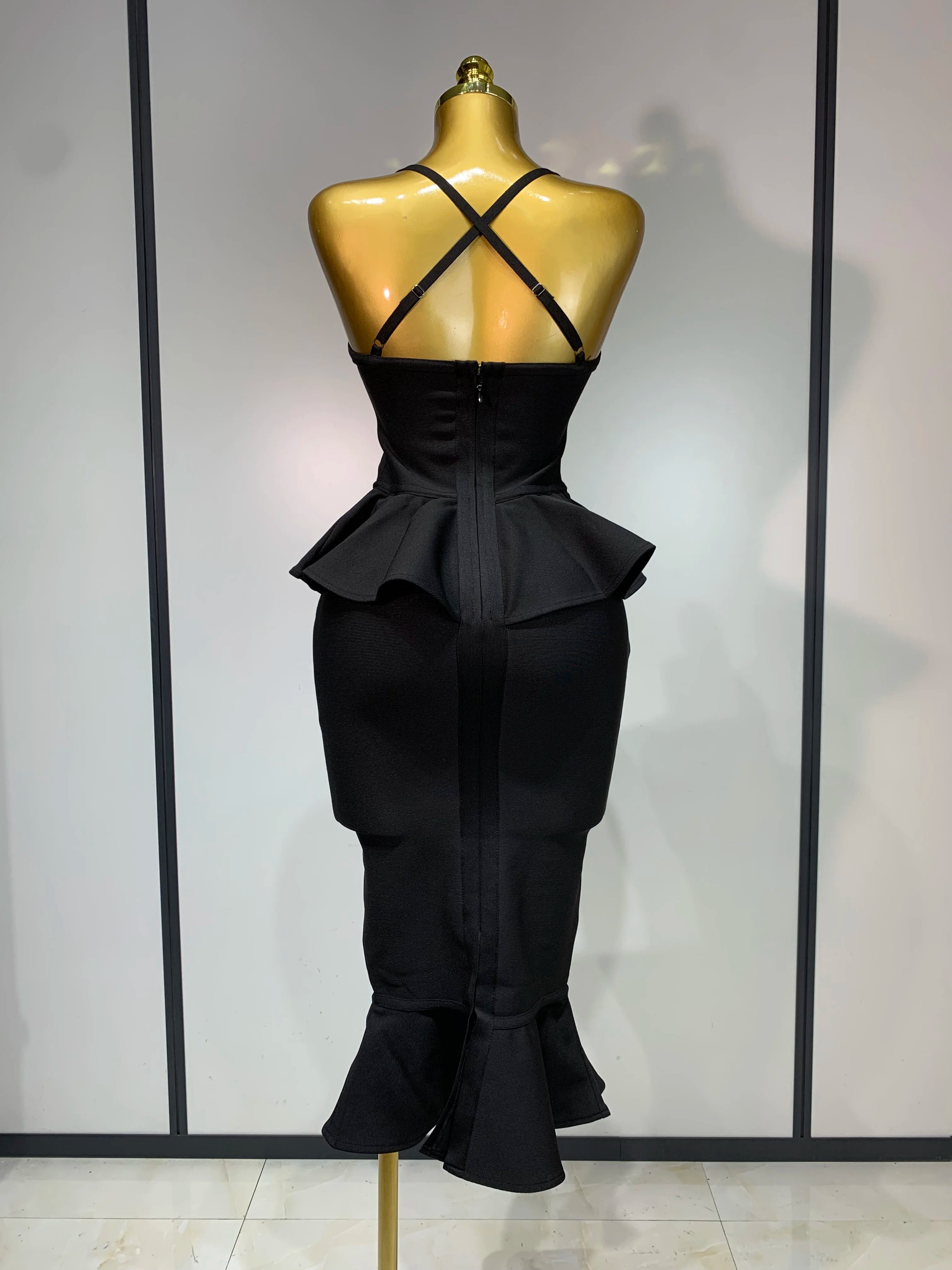 Women Sexy Backless Tierred Bodycon Bandage Dress 2025 Celebrity Elegant Evening Party Club Wedding Dress Birthday Vestido