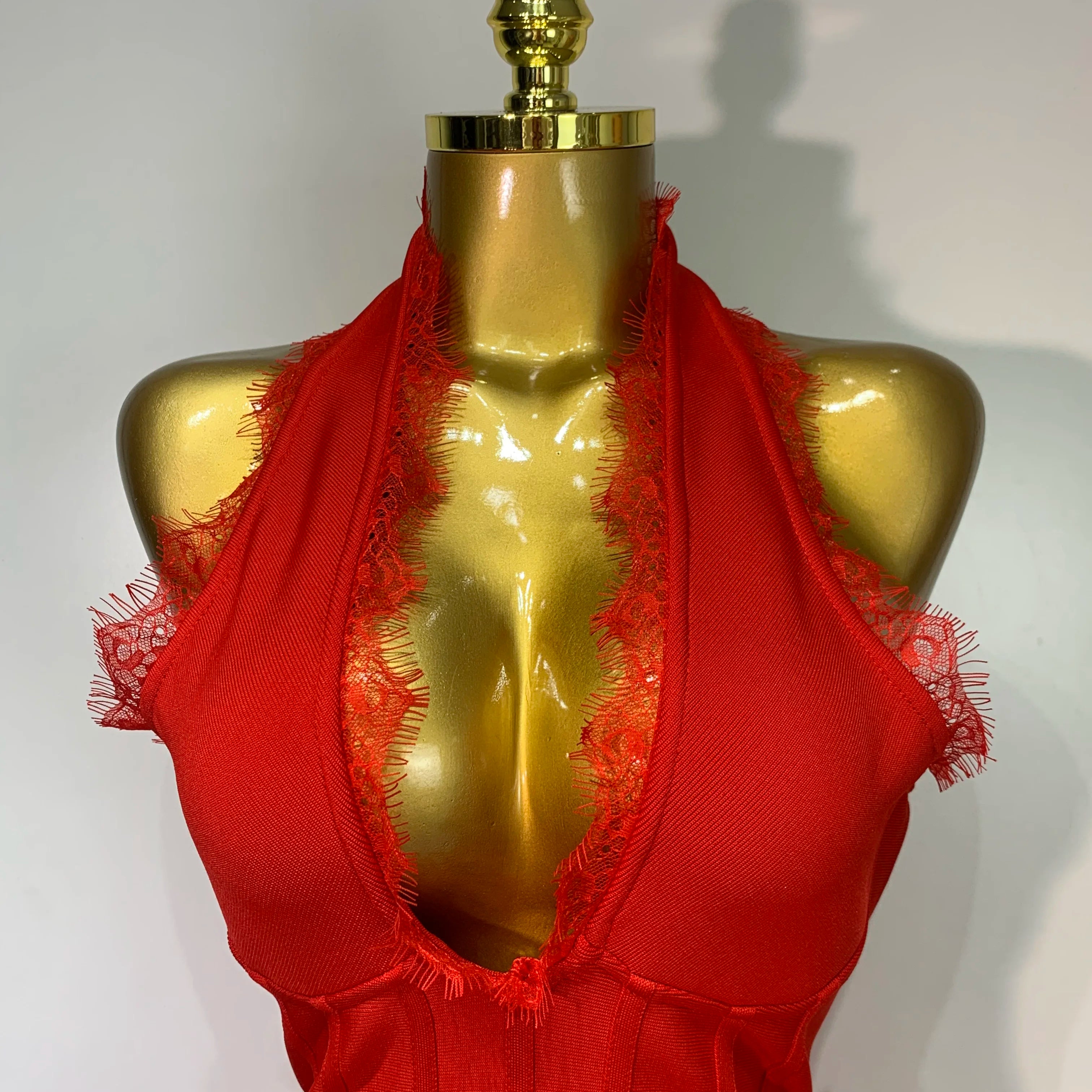 Elegant Women Sleeveless Sexy Halter Applique Bodycon Mini Bandage Dress Celebrity Fashion Nightclub Party Luxury Birthday Dress