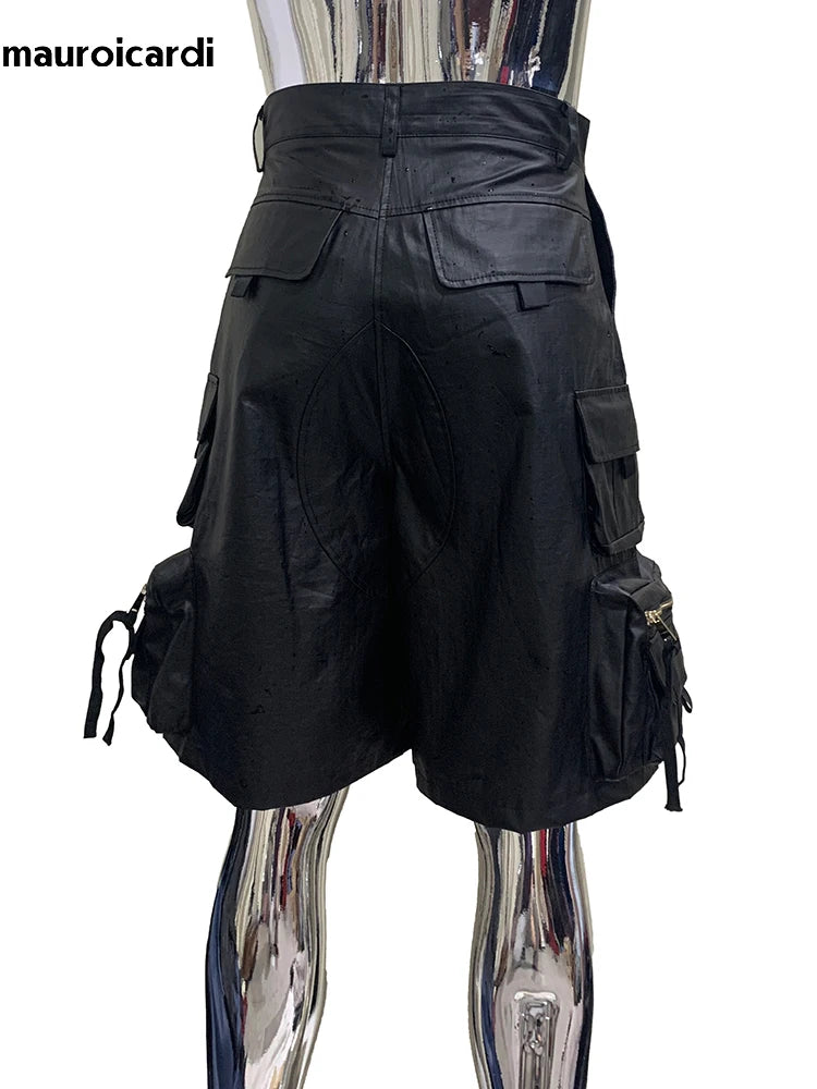 Lautaro Summer Autumn Waterproof Black Cargo Shorts for Men with Many Pockets Luxury Designer American Retro Clothes Fashion