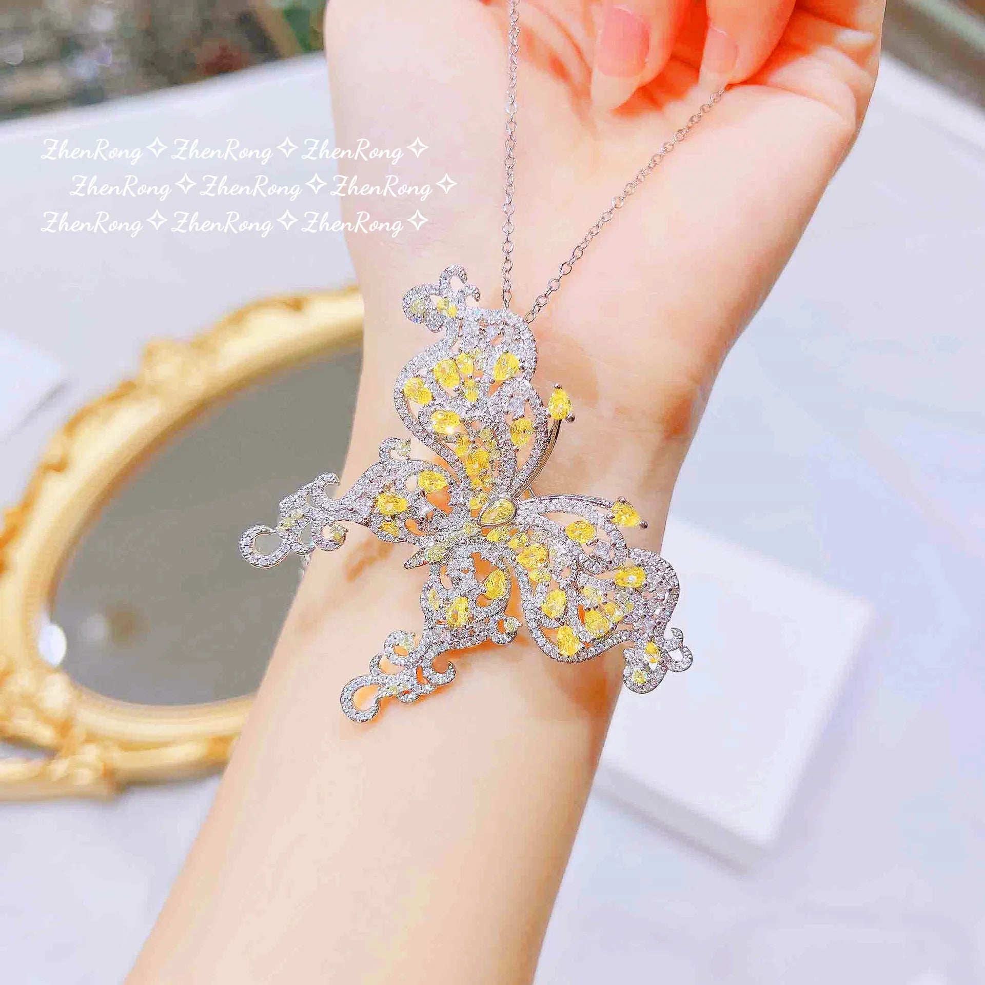 Luxury Statement Butterfly Brooch Pendant Necklaces Choker For Women Yellow Crystal Zircon Necklace Chain Exquisite Jewelry