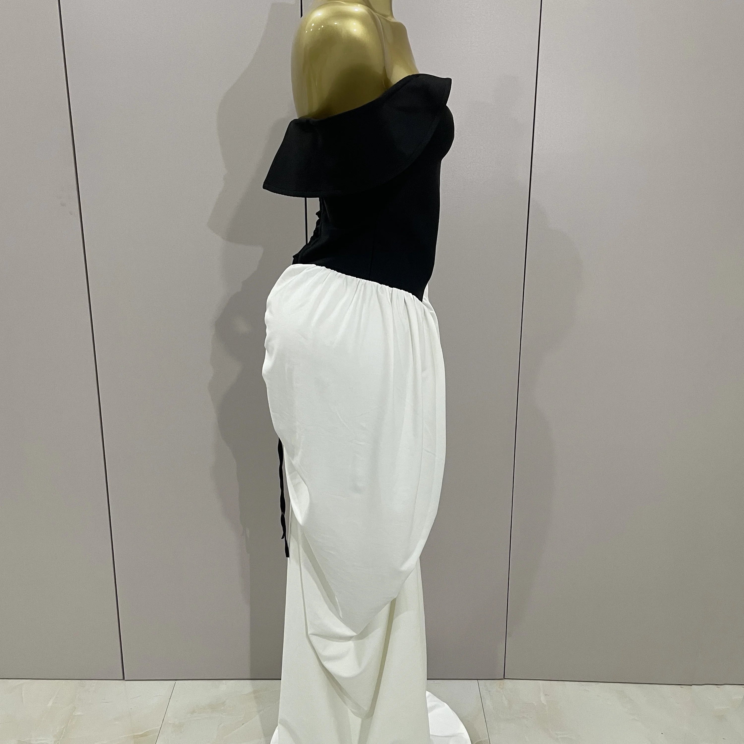 Sexy V Neck off-The-Shoulder Black And White Splicing Mermaid Floor-length dress 2025 Women Formal Evening Birthday Party Dress