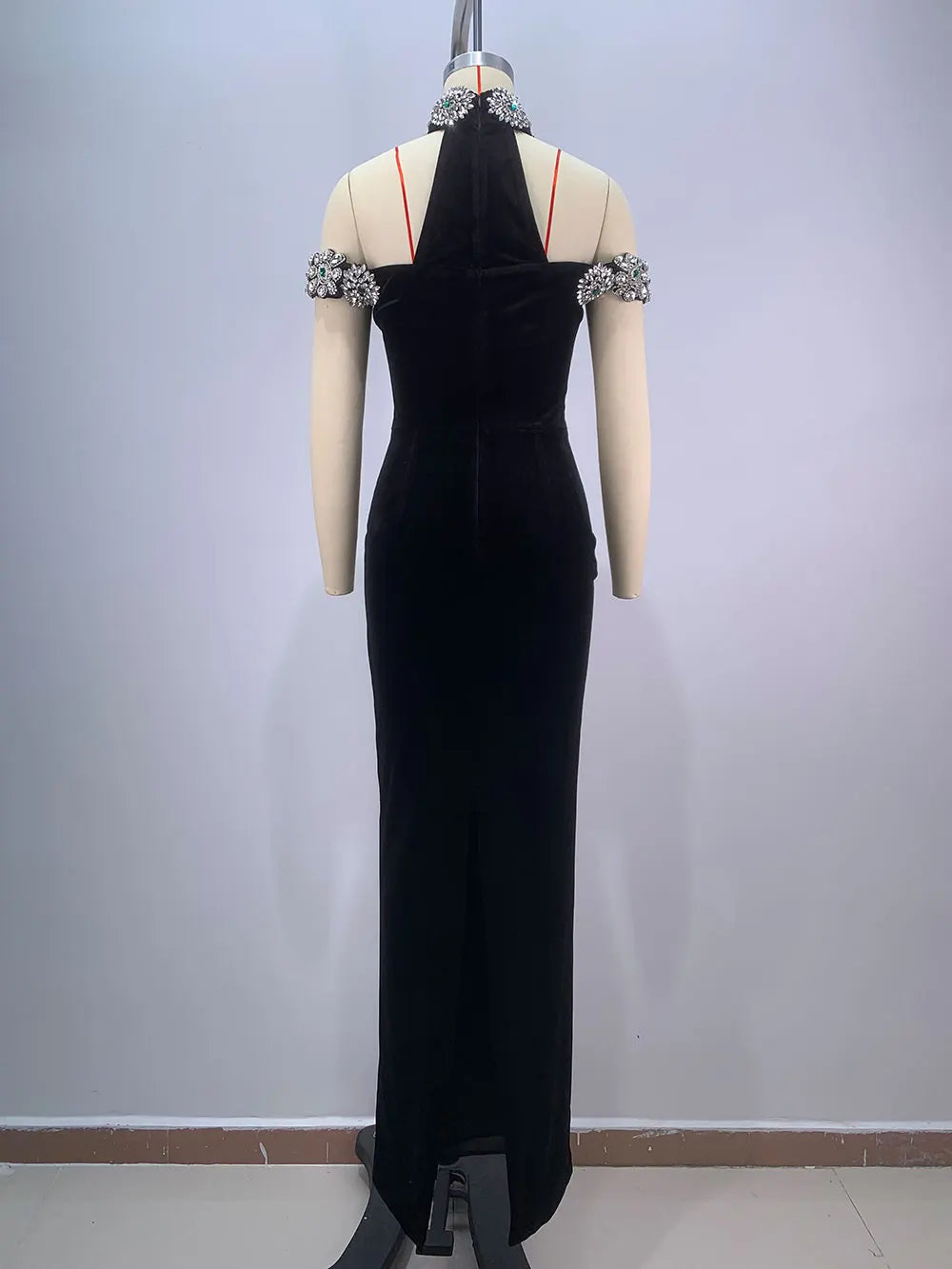 2024 Sexy Women's Heavy Industry Diamond Adorned Velvet Dress with Hanging Neck Shoulder Bodycon Transparent Gaul Gloves+Dresses