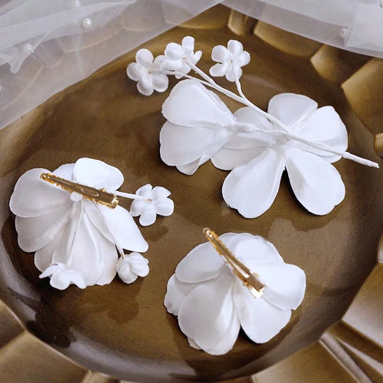 CC Flower Shape Hairpins Women Accessories Wedding Hairwear Bridal Headdress Engagement Hair Ornaments Romantic Hairgrips AN253