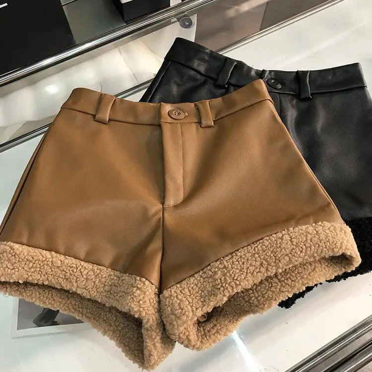 2023 Winter New Women Sexy High Waist PU Leather Combination Fur Design Slim Shorts