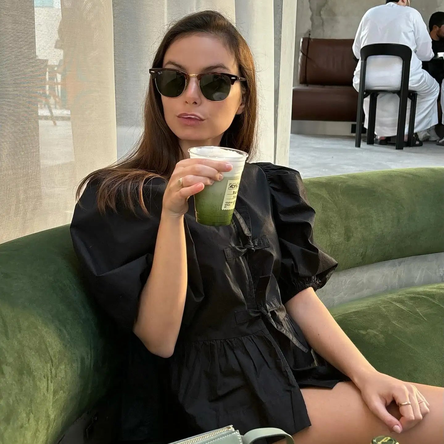 Elegant Flower Print Short Puff Sleeve Shirt Women Fashion Loose V Neck Lace Up Ruffles Blouse Spring Summer Female Streetwear black