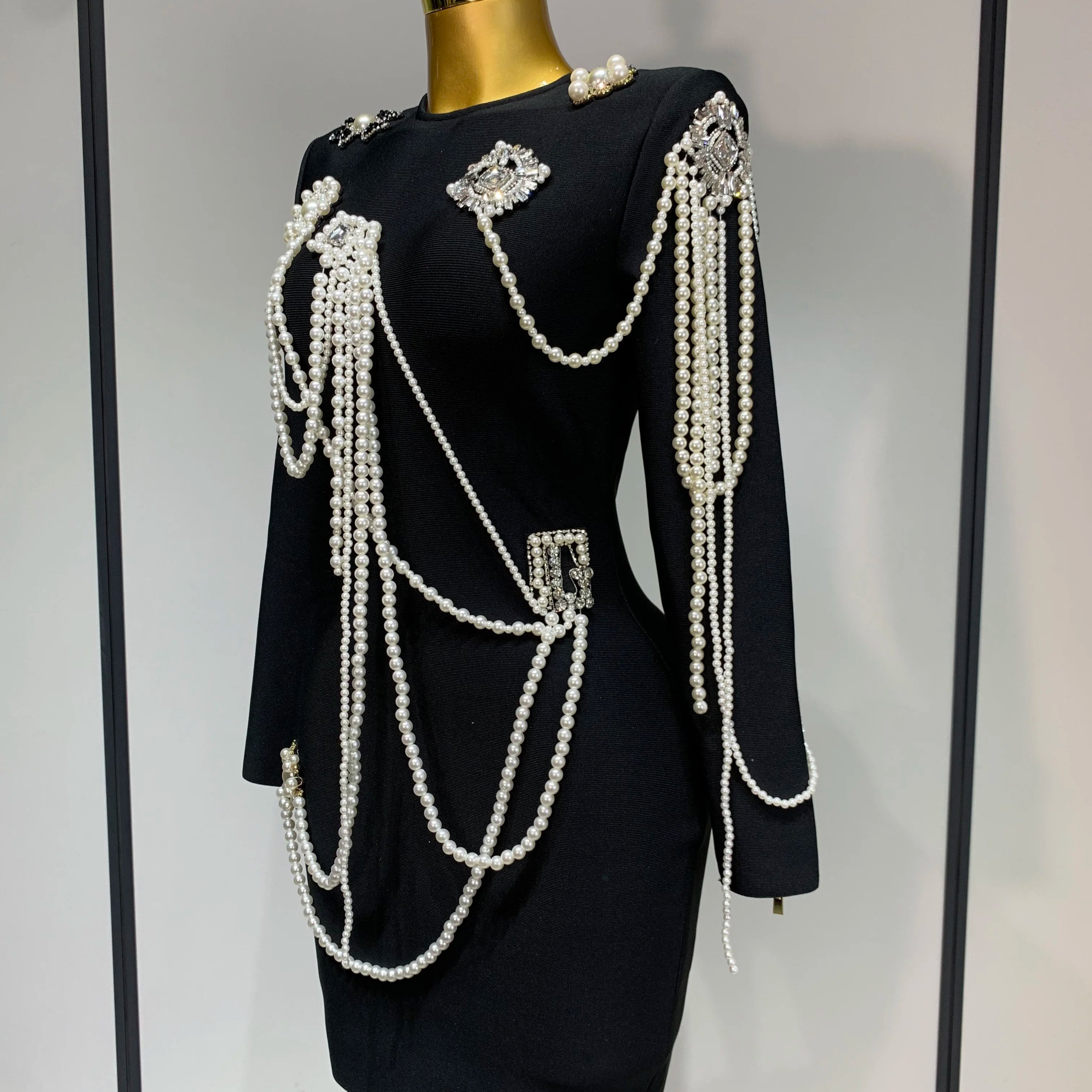 Luxury Birthday Dress Women Beading Diamond Black Bodycone Bandage Wrapped Hip Dress Elegant Long Sleeves Evening Party Gown