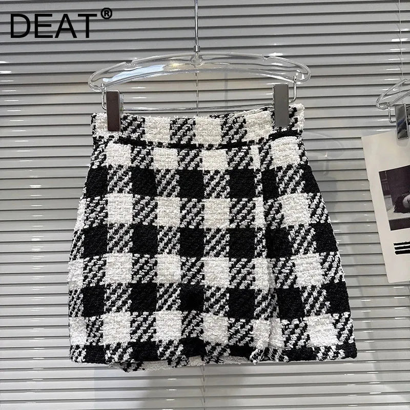 Winter New Fashion Style Black White Plaid Wool Folded Edge Short Skirt For Women A-line Wrapped Hip Skirts 11A07502
