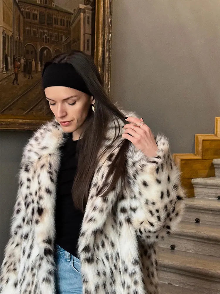 Winter Long Loose Thick Warm Soft Fluffy Leopard Faux Fur Coat Women Long Sleeved Lapel Top Premium Long Coat Festival Overcoats