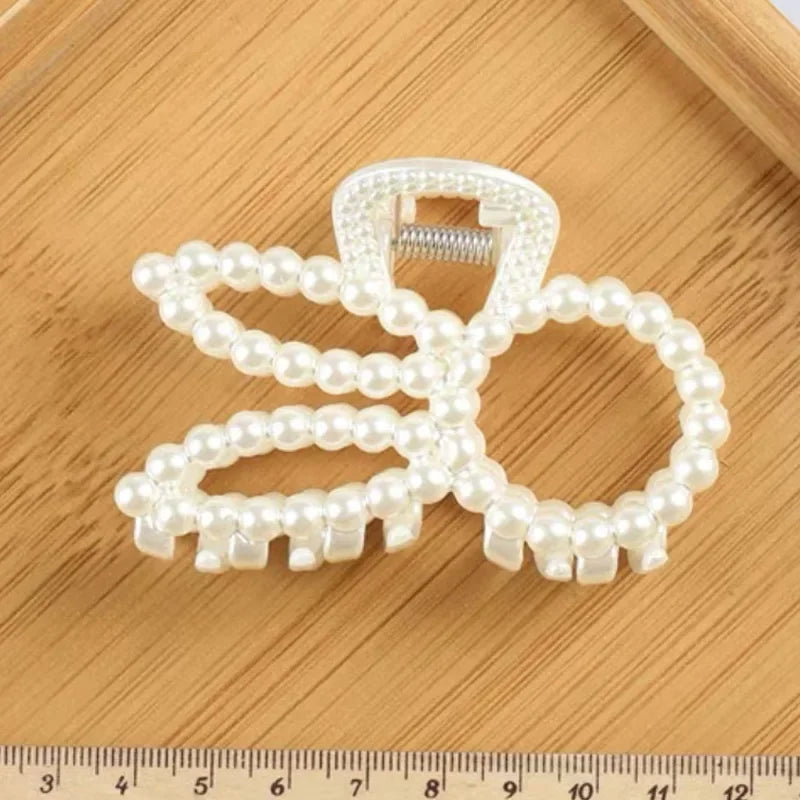 Korean Pearl Hairpins Geometric Hair Claw Clips for Women Summer Large Shark Clip Back Head Hair Clip for Girls Hair Accessories G