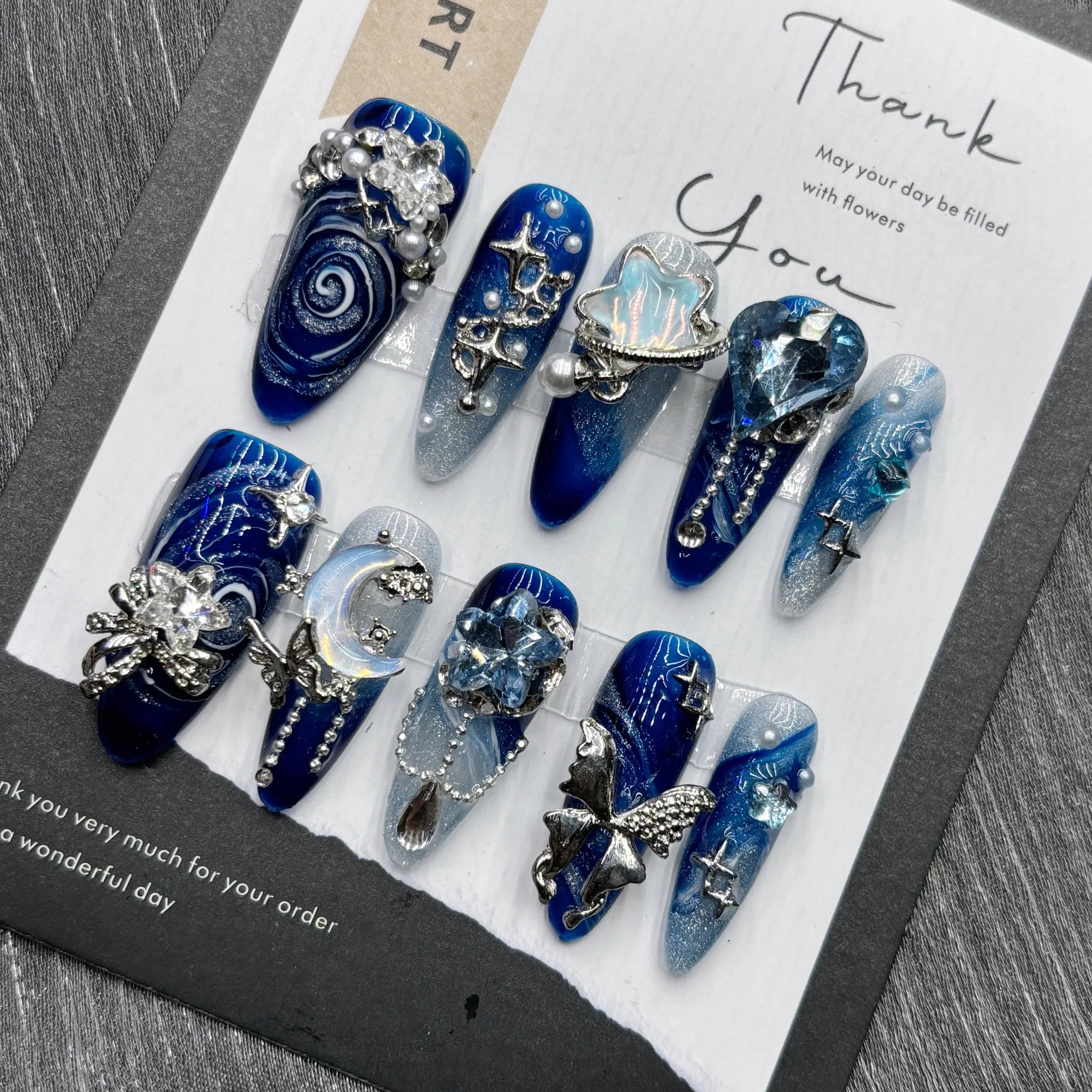 10Pcs Handmade Press on Nails Simple And Elegant Royal Blue Depth Gentle And Graceful Stick-on Nail Art Retro
