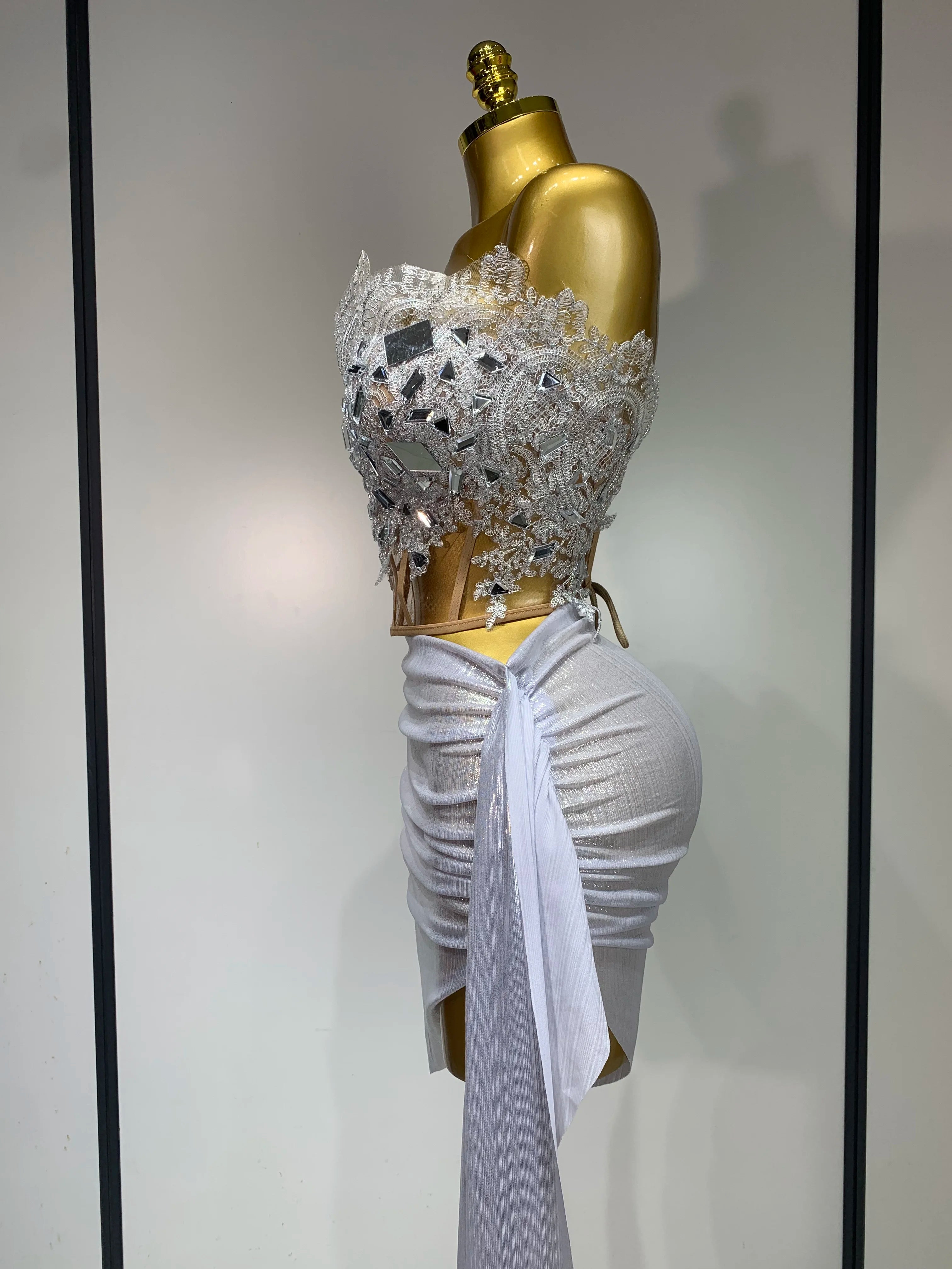 Newest 2025 Sparkly Blue Crystals Sequins Sexy Strapless Short Dress for Women Party Birthday Nightclub Singer Dancer Stage Wear