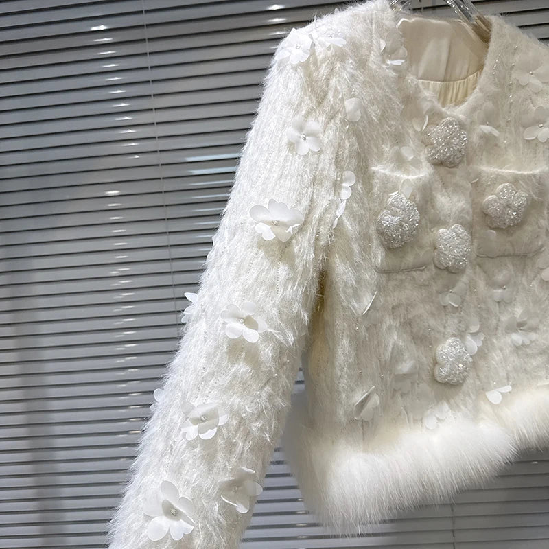 Winter New Fashion Style Fox Fur Sleeve Edge Beaded Flower Button Fluffy Cotton Short Coat For Women Jacket 11A07456