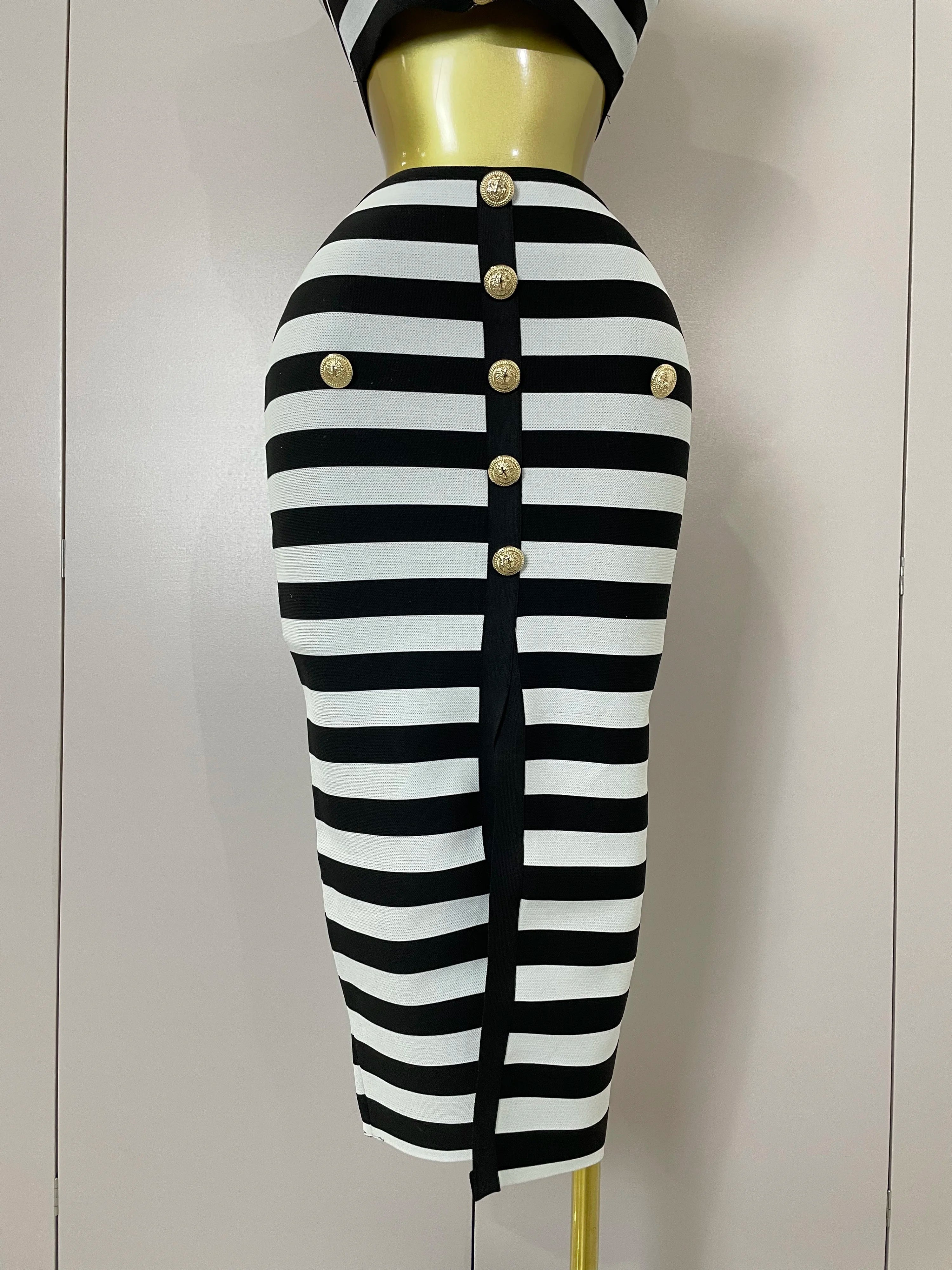 Sexy Off Shoulder Striped Button Two Piece Mini Bandage Set 2025 Women Celebrity Designer Evening Party Luxury Birthday Outfit