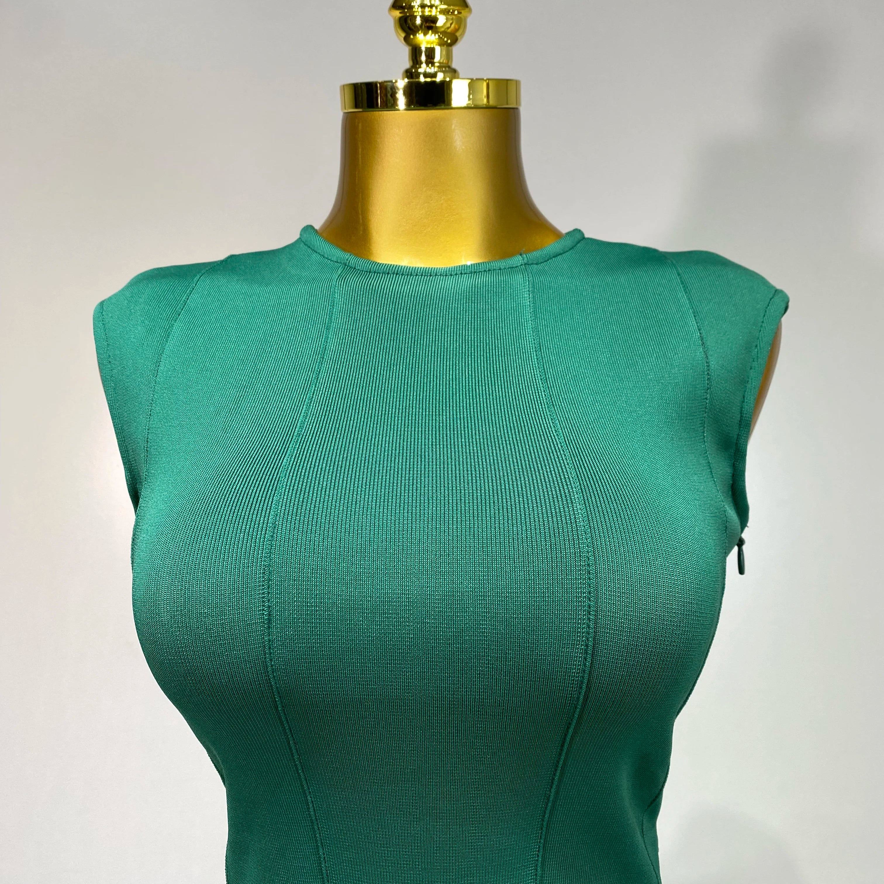 Luxury Birthday Dress Sexy O Neck Sleeveless Hollow Out Fringe Dress Women Green Slim Dresses Elegant Evening Party Club Gowns