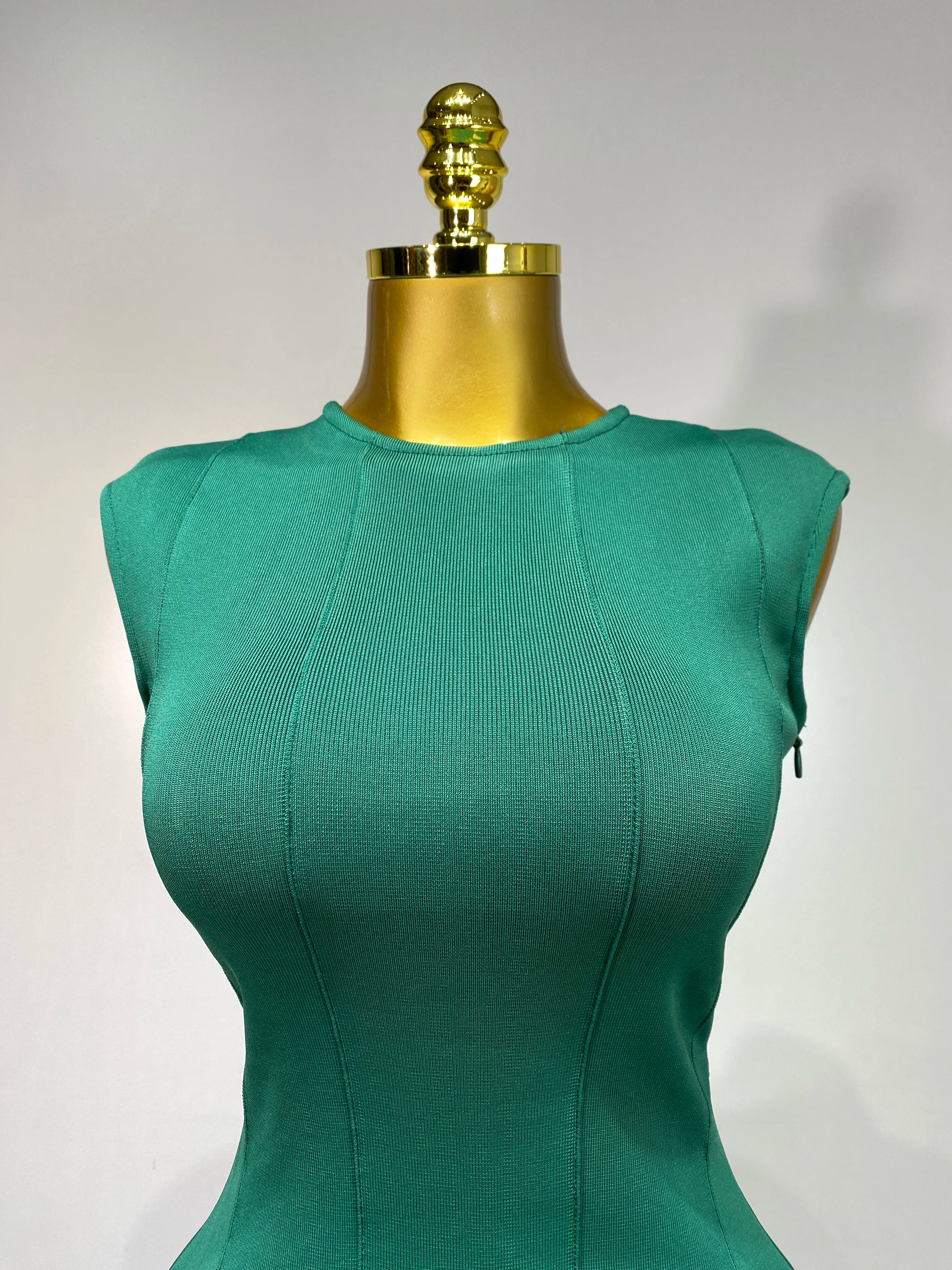 Luxury Birthday Dress Sexy O Neck Sleeveless Hollow Out Fringe Dress Women Green Slim Dresses Elegant Evening Party Club Gowns